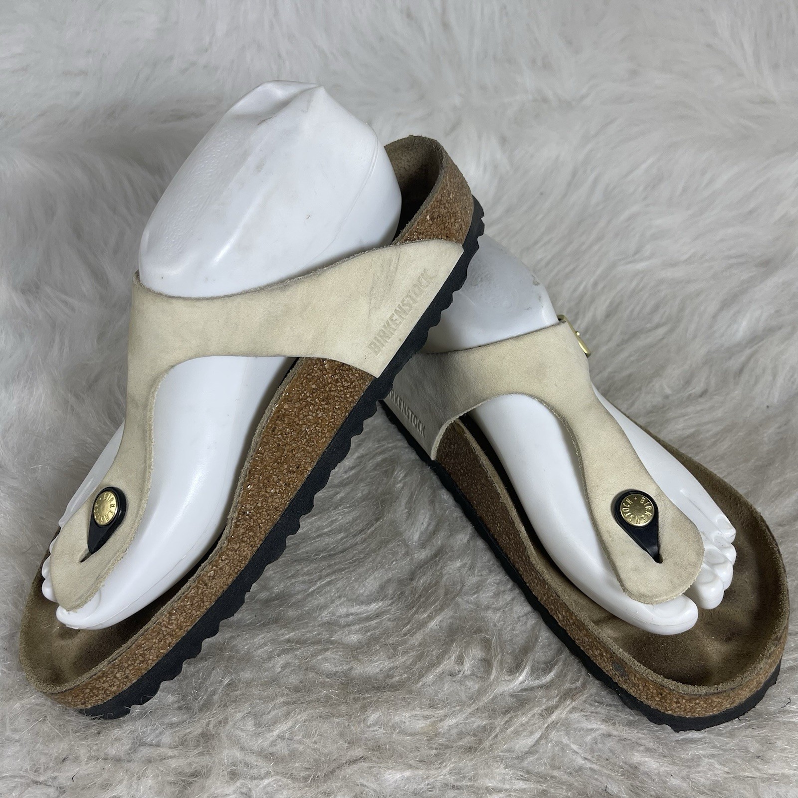 Birkenstock Gizeh Suede Sandals Cream Narrow EU 39 Women’s 8 Germany