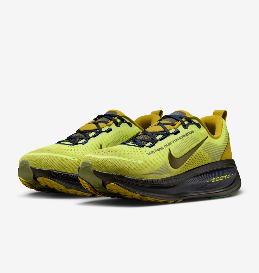 NIKE Women’s Vomero 18 SE IQ3413-704 Sonic Yellow Peat Moss Dark Obsidian