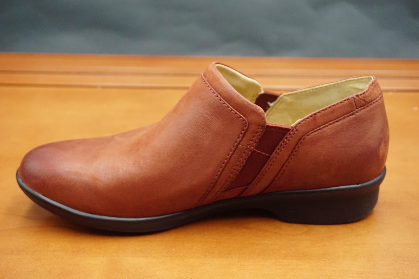 Dansko Cheryl Shoes Womens Size 8 Brown Leather Slip On Casual Cushioned Lined