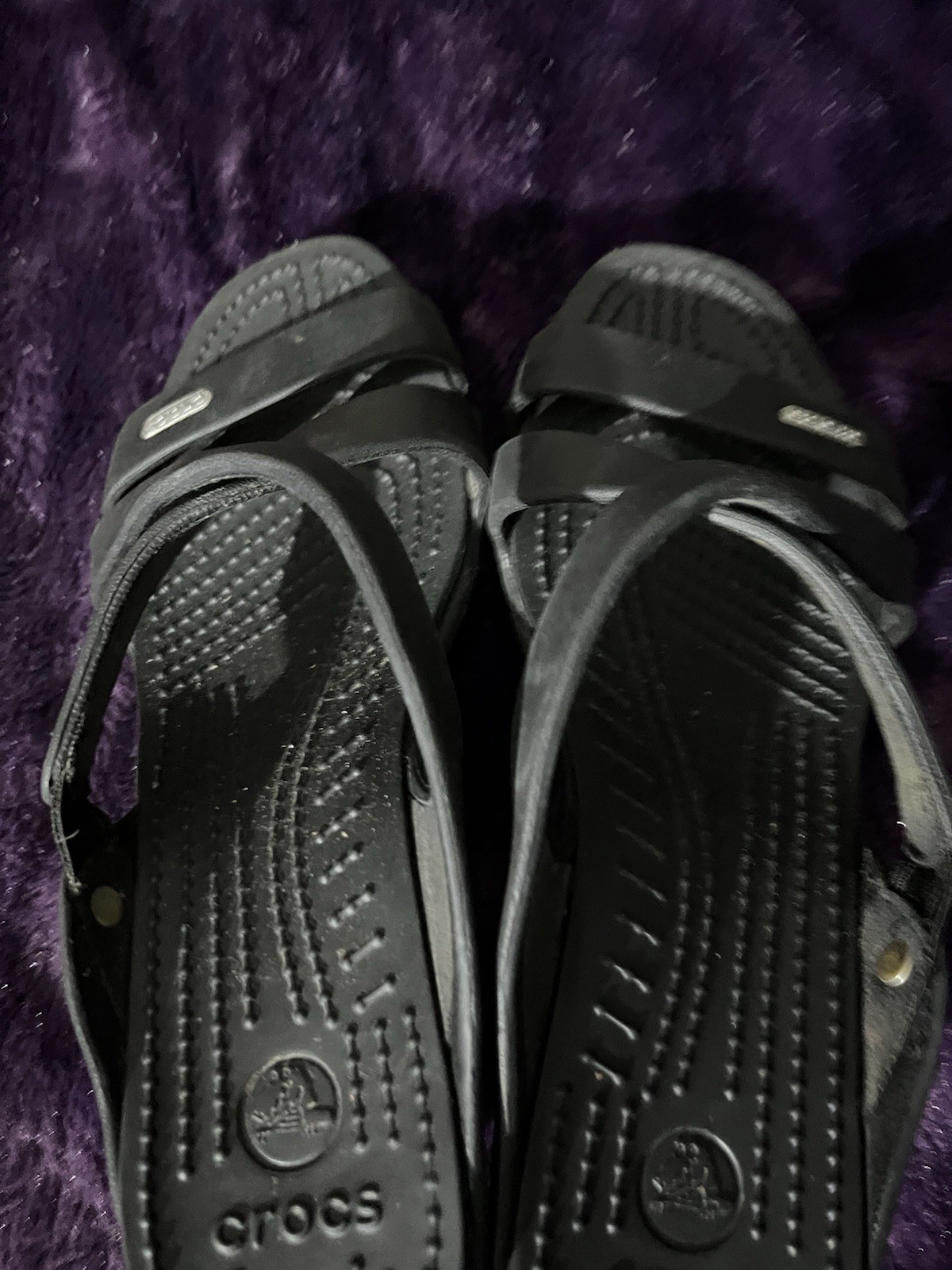 Crocs Women’s Black Strappy Wedge Slip-On Sandals Synthetic Upper Size 8