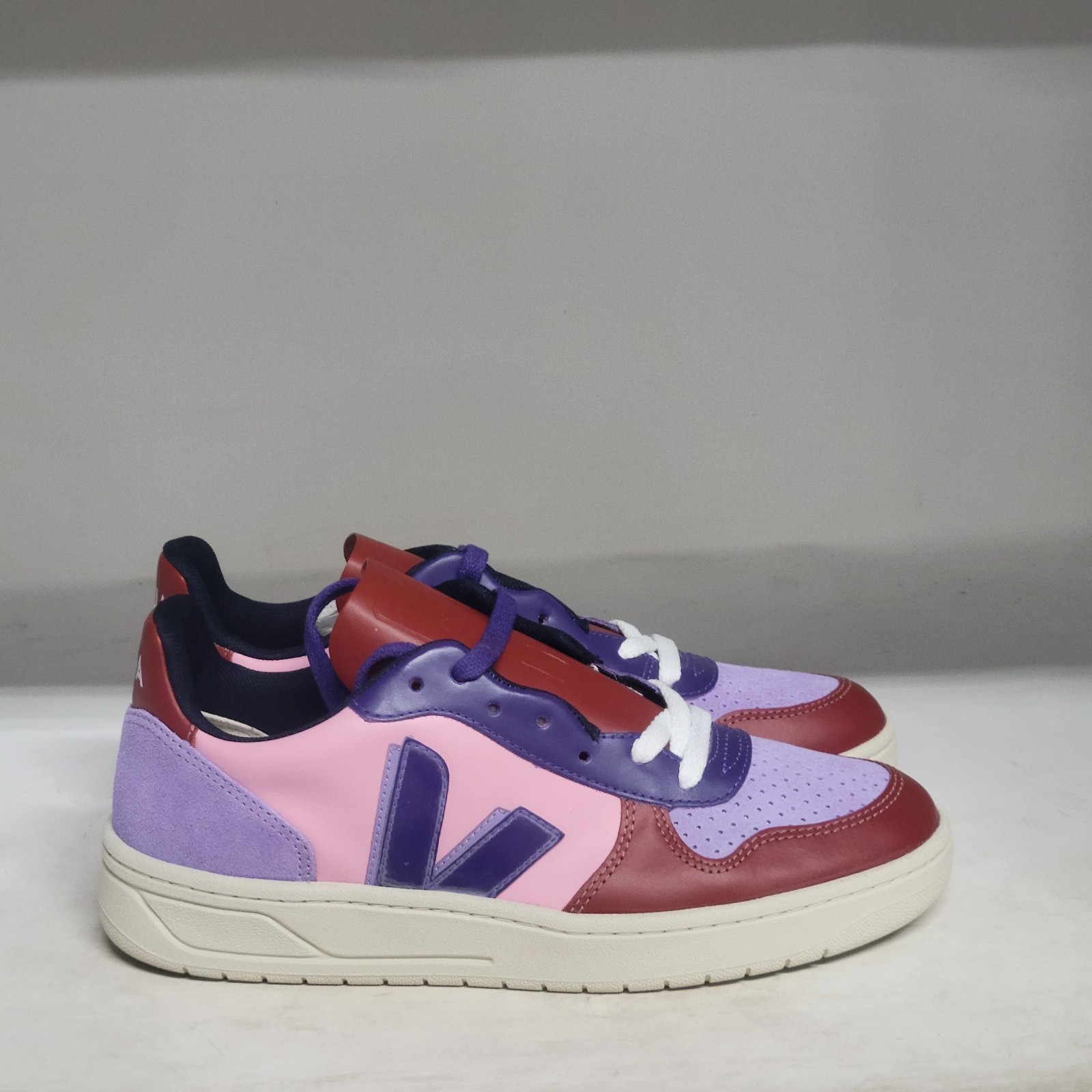 Veja x Make My Lemondade V-10 Guimauve Womens Size 9M