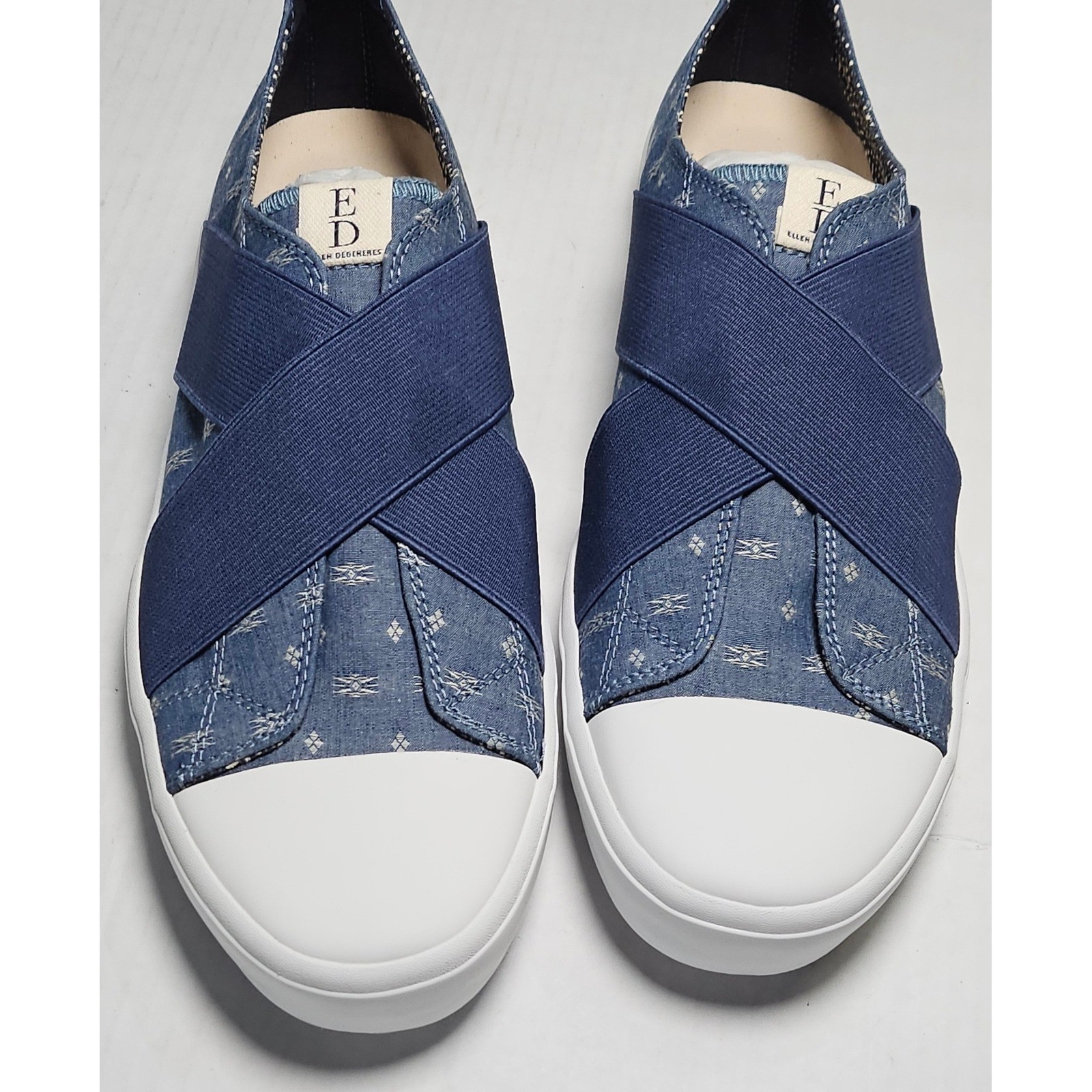 ED Ellen DeGeneres Daichi Blue Mohave Denim Slip On Sneakers 11M EDA-DAICHI