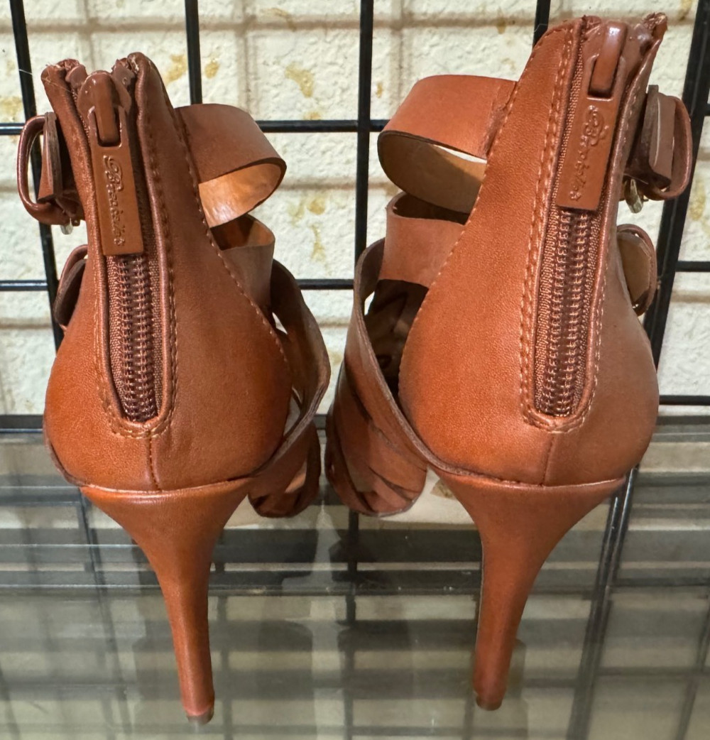 NEW NWOT Breckelle’s Brown Faux Leather strappy Boot/Shoes 3.5 in heel Sz: 6.5