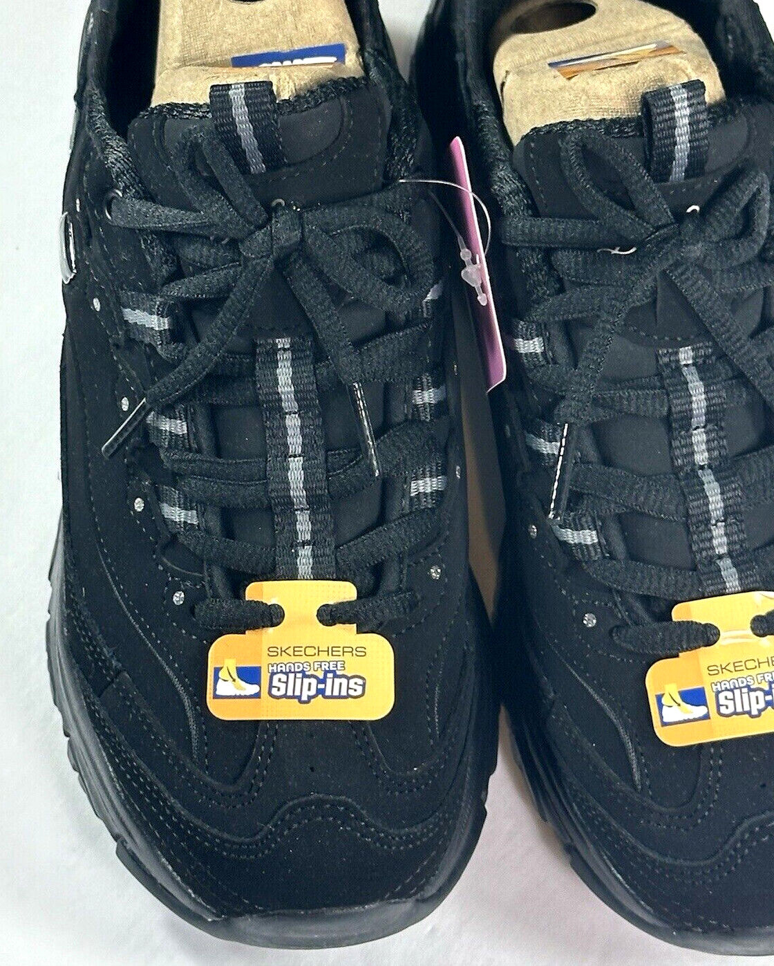 Skechers / D’Lites Slip Ins / STEP IN / BLACK / Air Cooled Memory Foam Reg $85