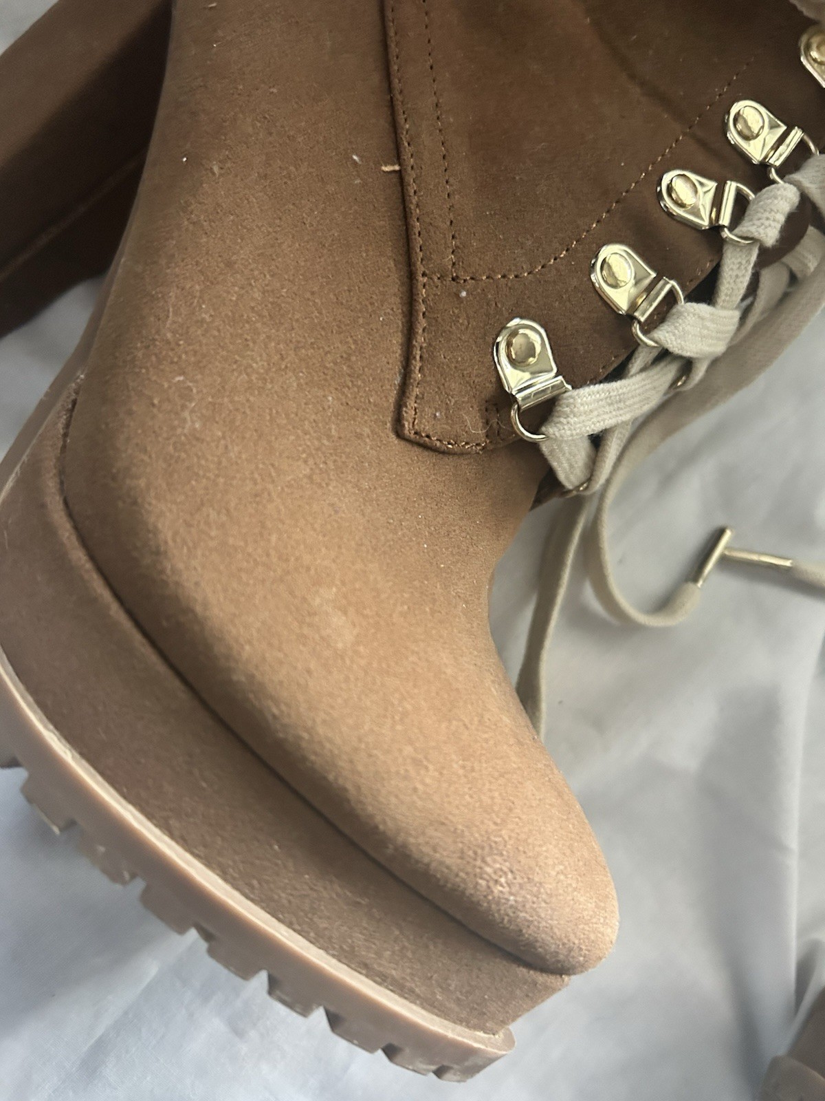 Women’s Shoedazzle Anneli Size 6 Cognac Furry Platform Lace Up Bloc Heel Bootie