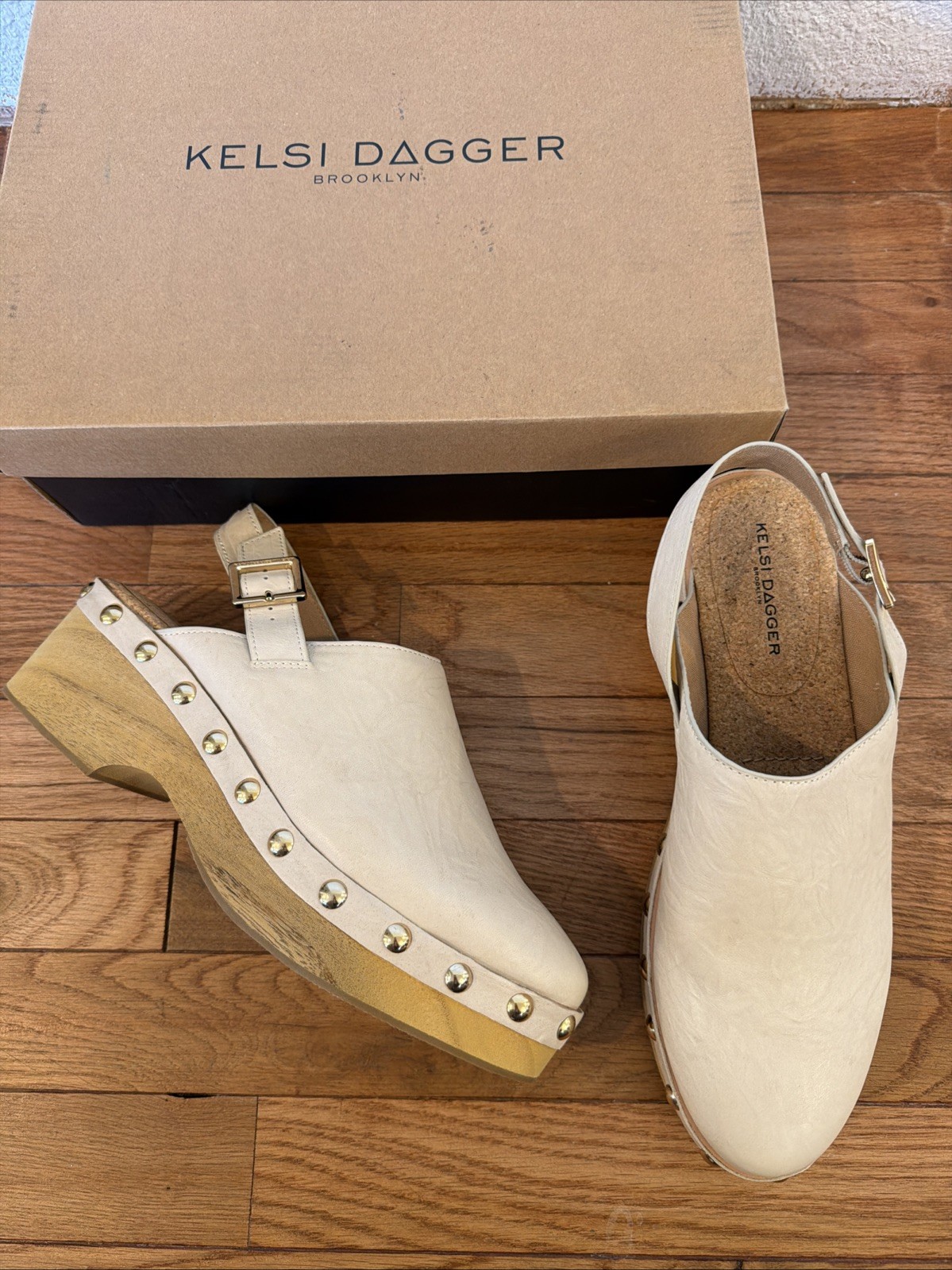 Kelsi Dagger Brooklyn Warehouse Sling Back Clogs Macaroon Vegan Leather 9.5