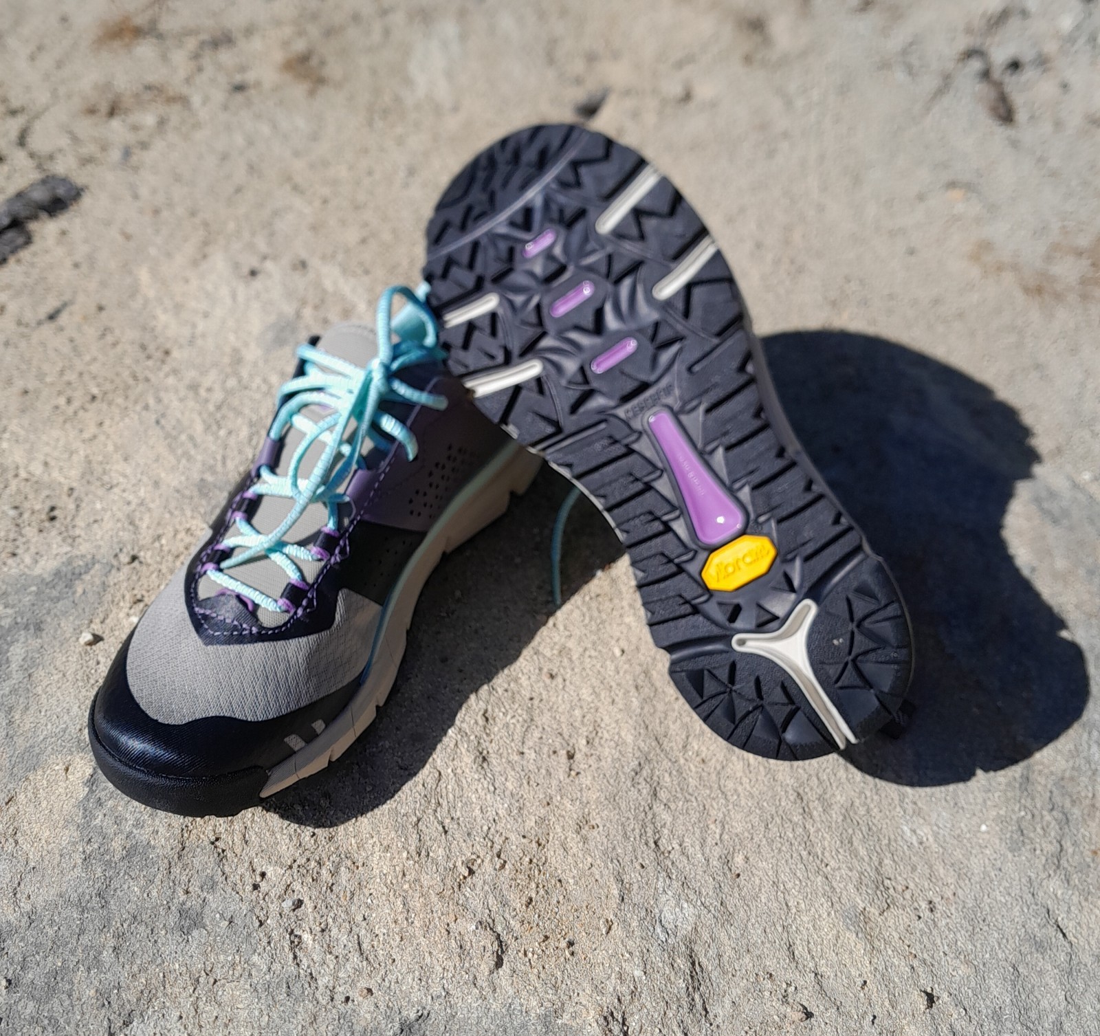 New Danner Trail 2650 Campo Women’s Birch/Grape Size 7 (6.5)