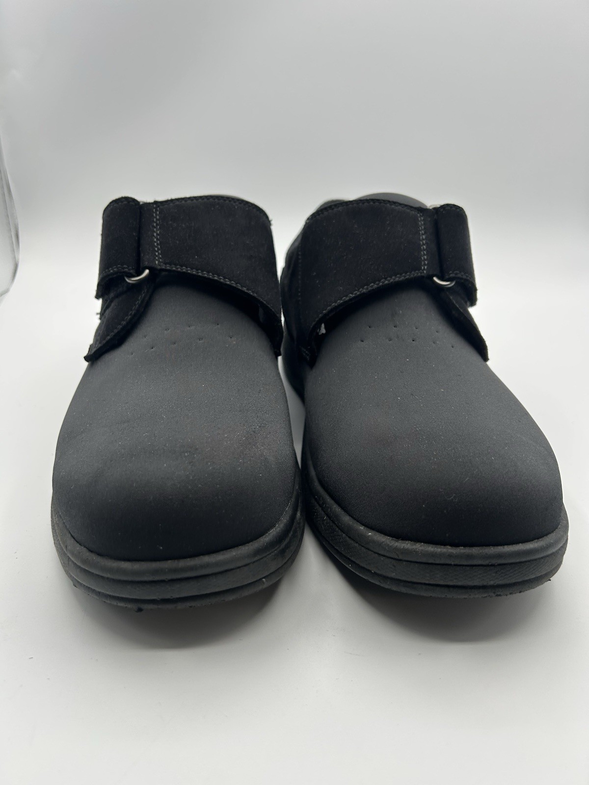 Orthofeet Wichita Black Diabetic Shoes Sz W11D/M11M Hook-and-Loop Closure