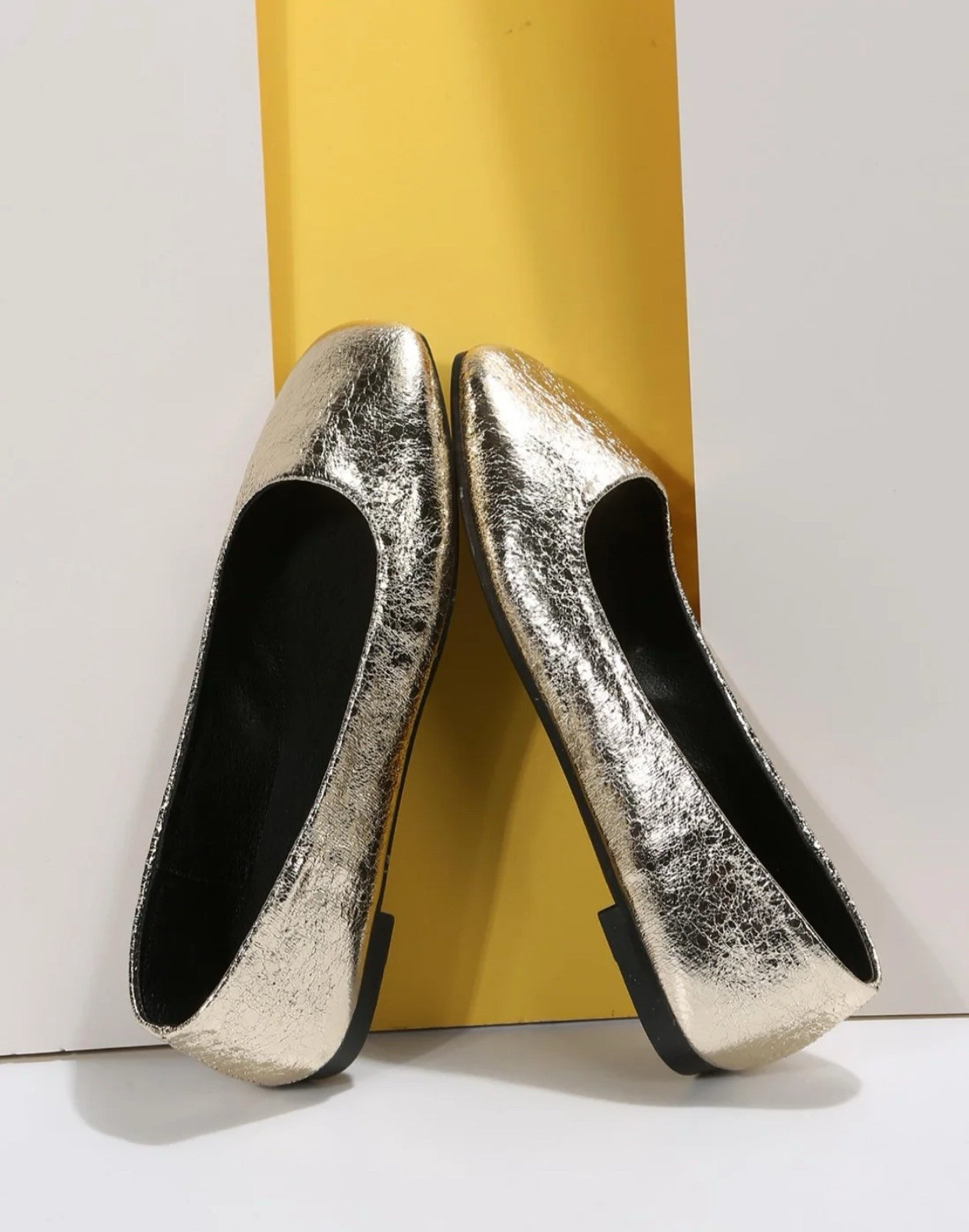 Women’s Casual Gold Daily Wear Solid Color Square Toe Flat Shoes