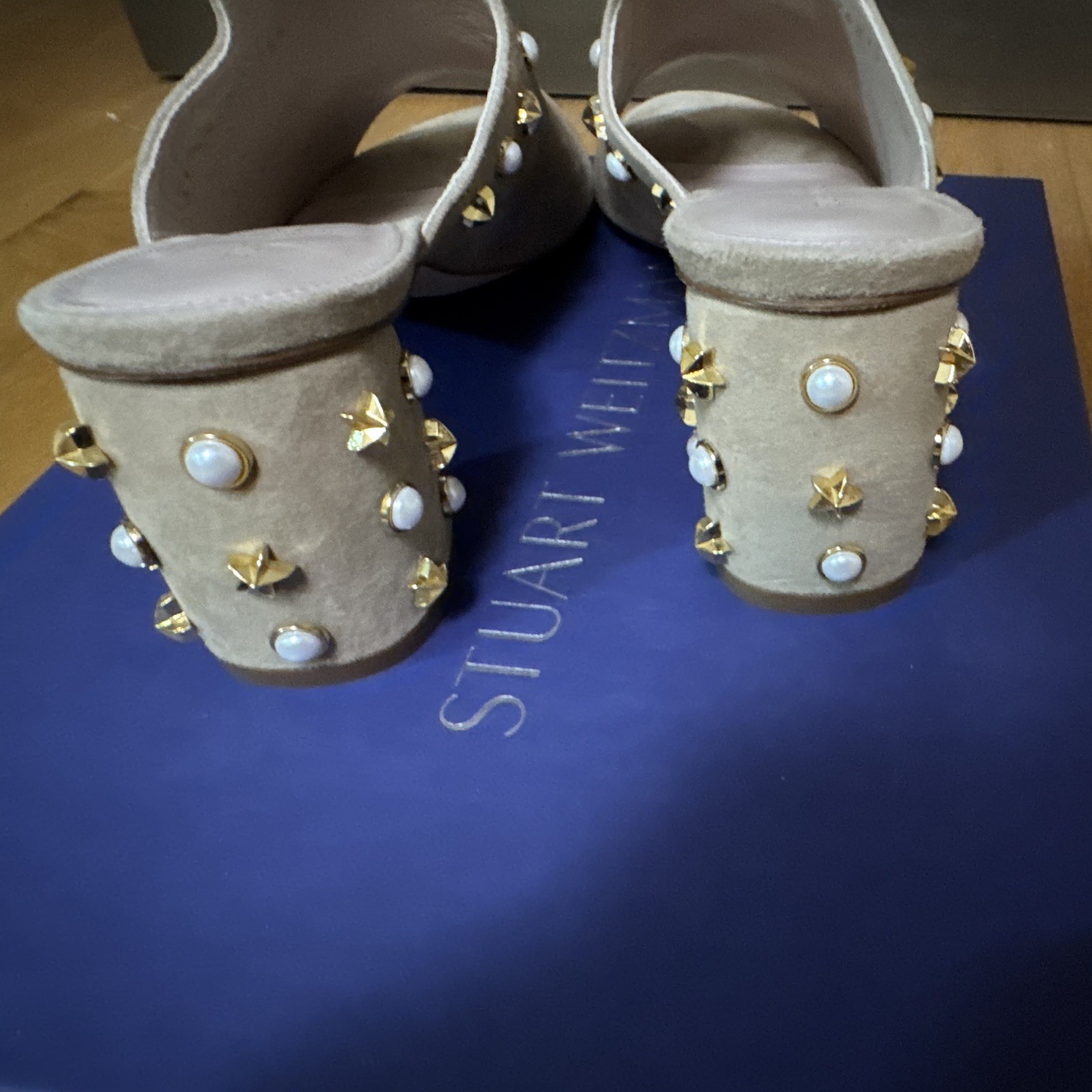 Stuart Weitzman Suede Pearl Studded Open Toe Block Heel Mule Sz 7.5