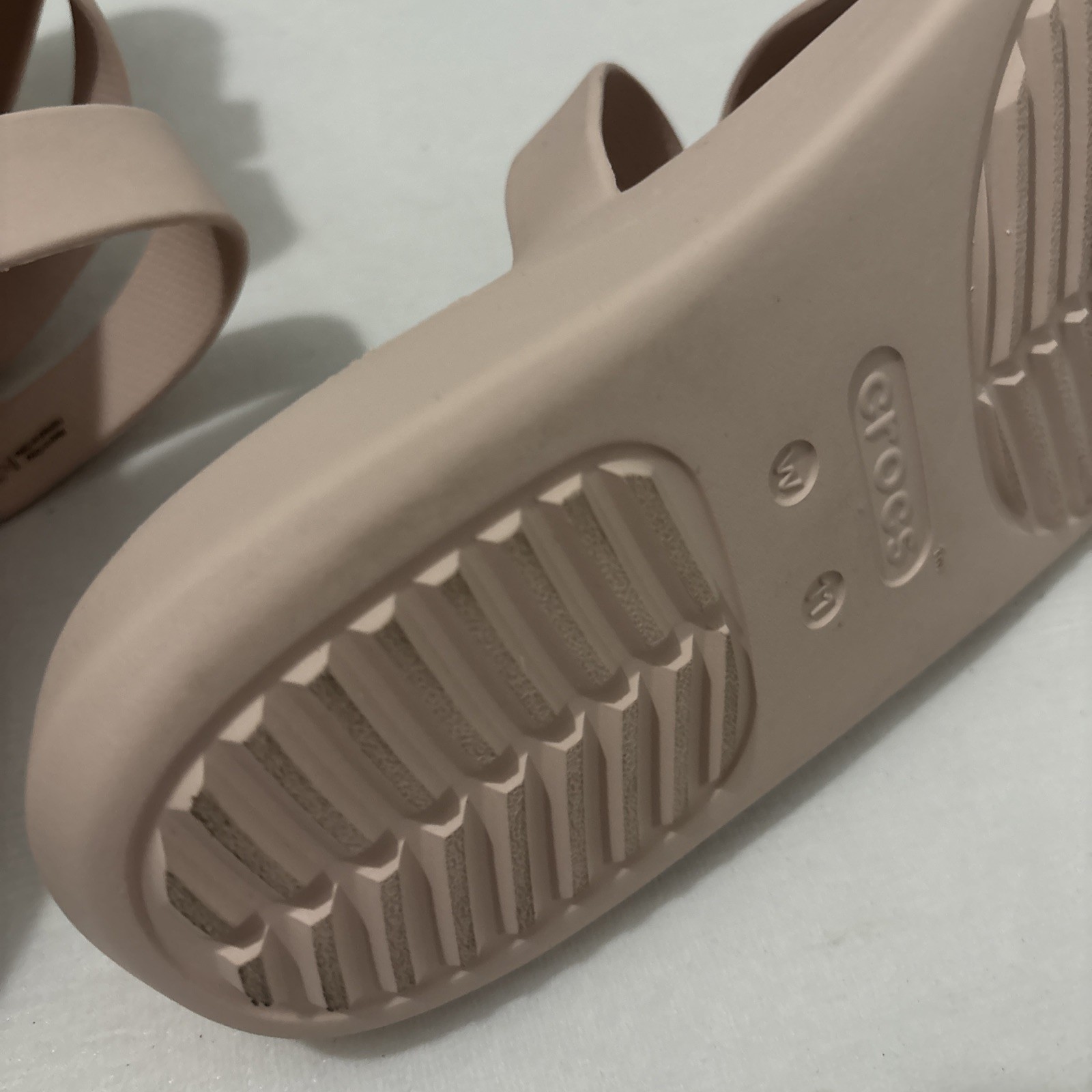 crocs getaway strappy Sandals Size 11