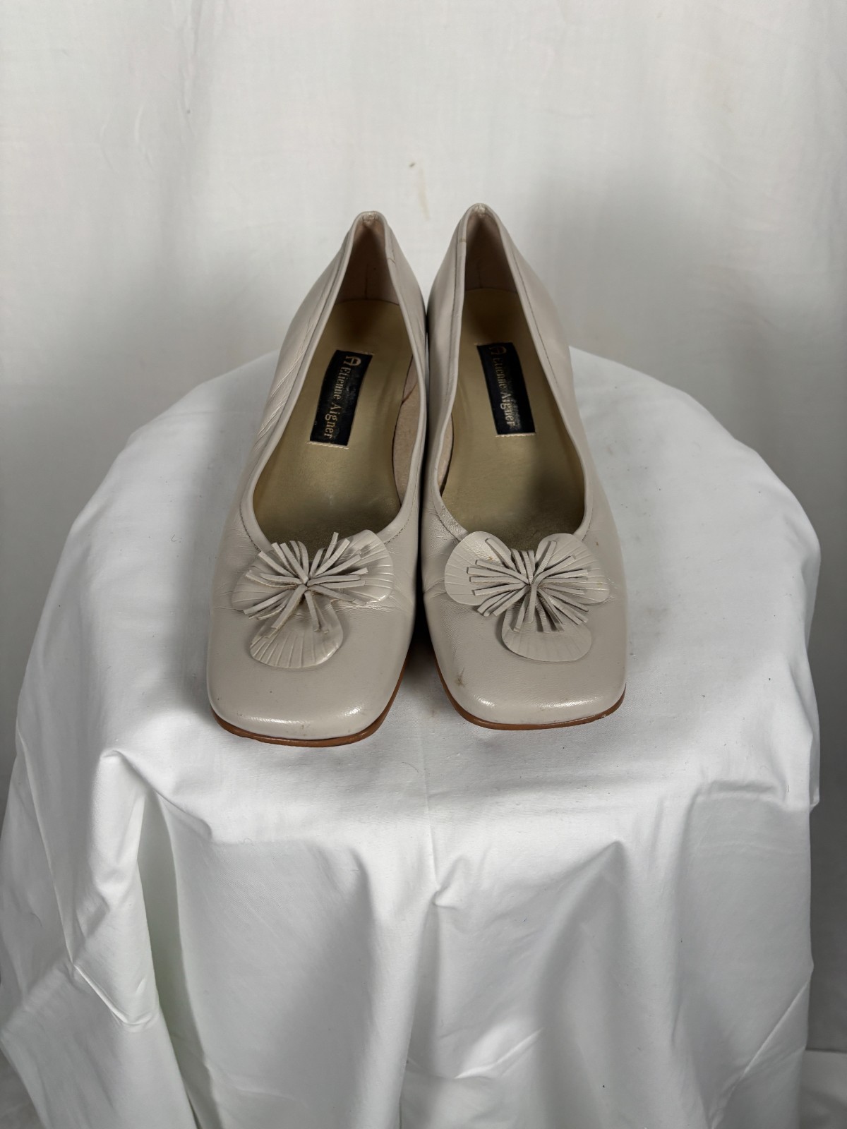 Vintage 90s/ Y2K Etienne Aigner Gardener Beige Square Toe Leather Pump Sz 8M