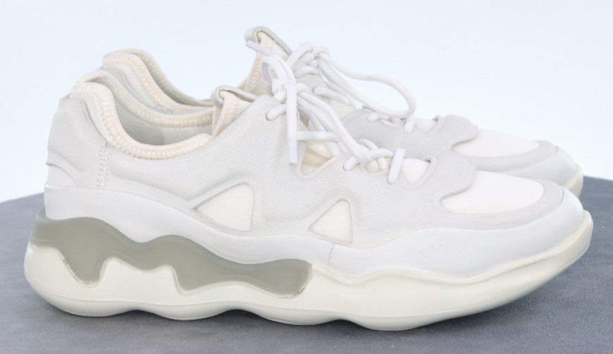 ECCO Elo Athletic $150 Women’s Sneakers Shoes Size EU 37 US 6-6.5 Leather White