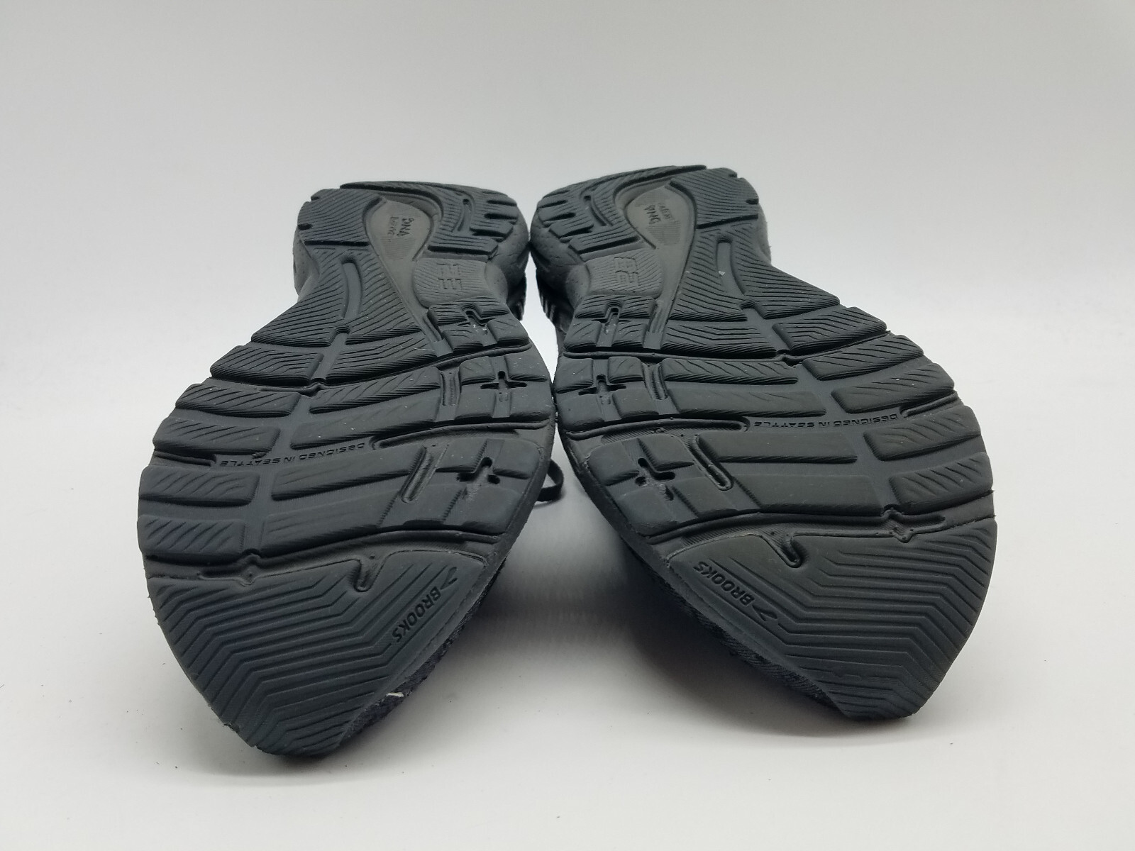 Brooks Adrenaline GTS 23 Women’s Size 6.5 D (Wide) Running Shoes *See desc