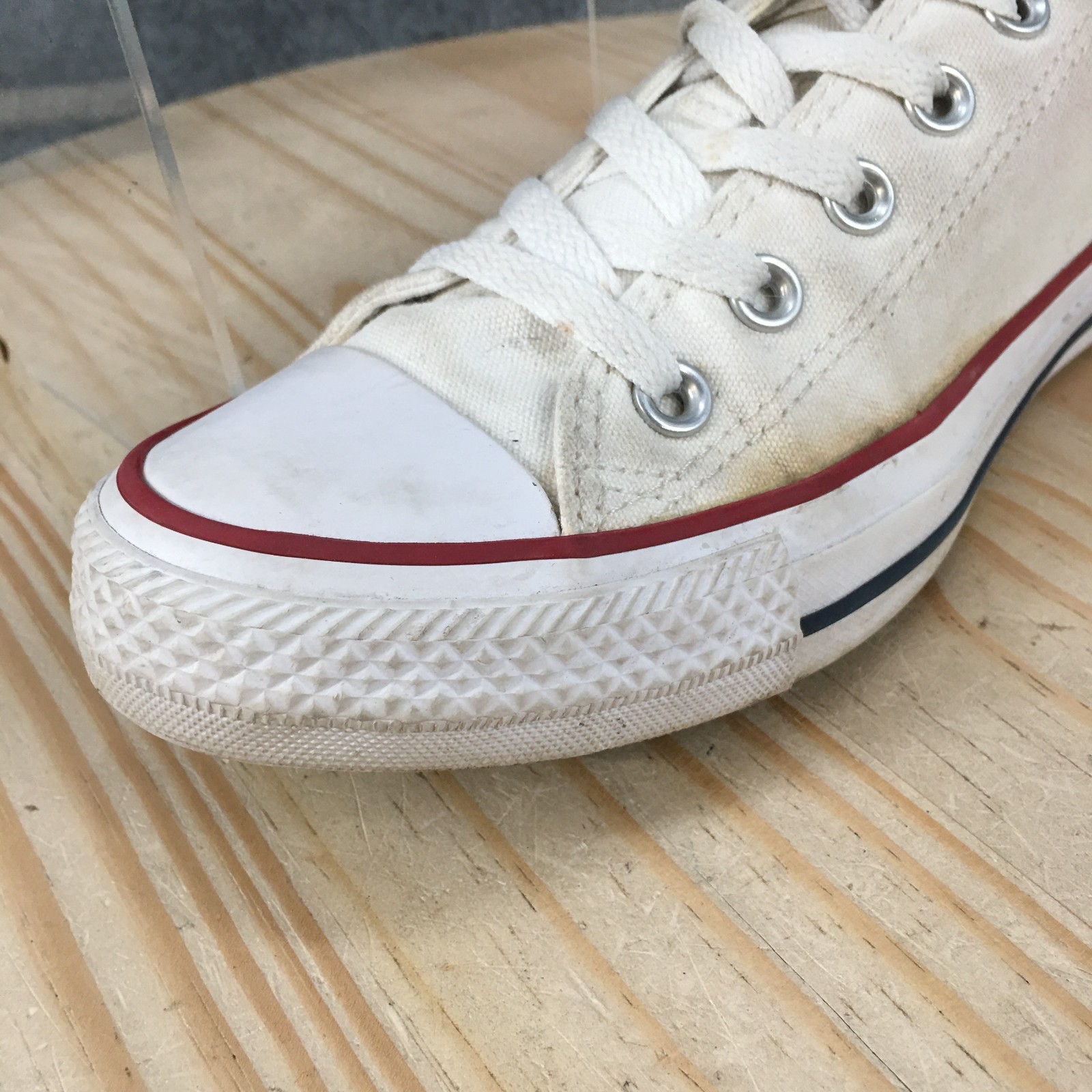 Converse Chuck Taylor All Star Shoes Mens 4 Womens 6 Lace Up Sneakers Canvas Whi