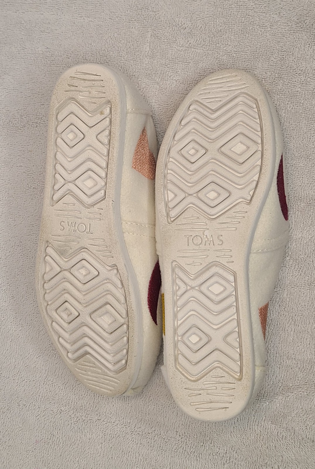 Toms Alpargata Faux Fur Lined Slip-On Shoes Women’s Size 6W Cream Hearts & Stars