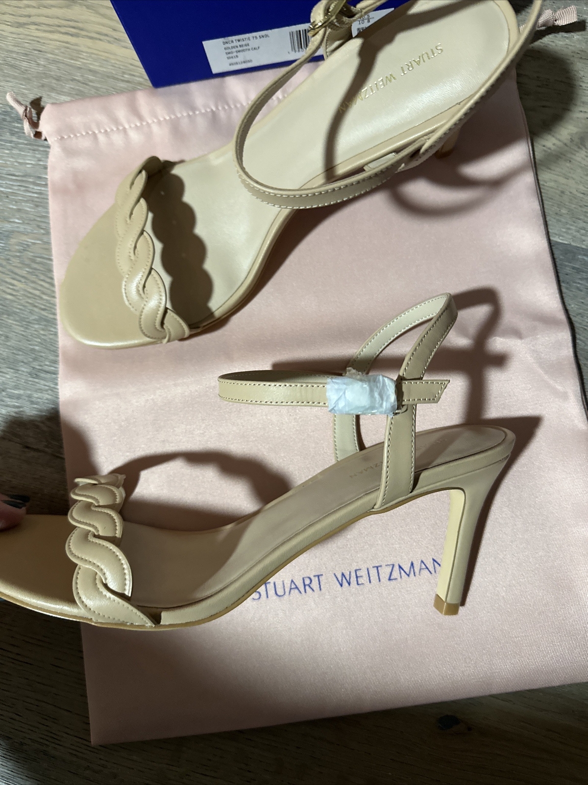 Stuart Weitzman Dancer Twistie 75 Leather Sandal Women’s Golden Beige Size 10
