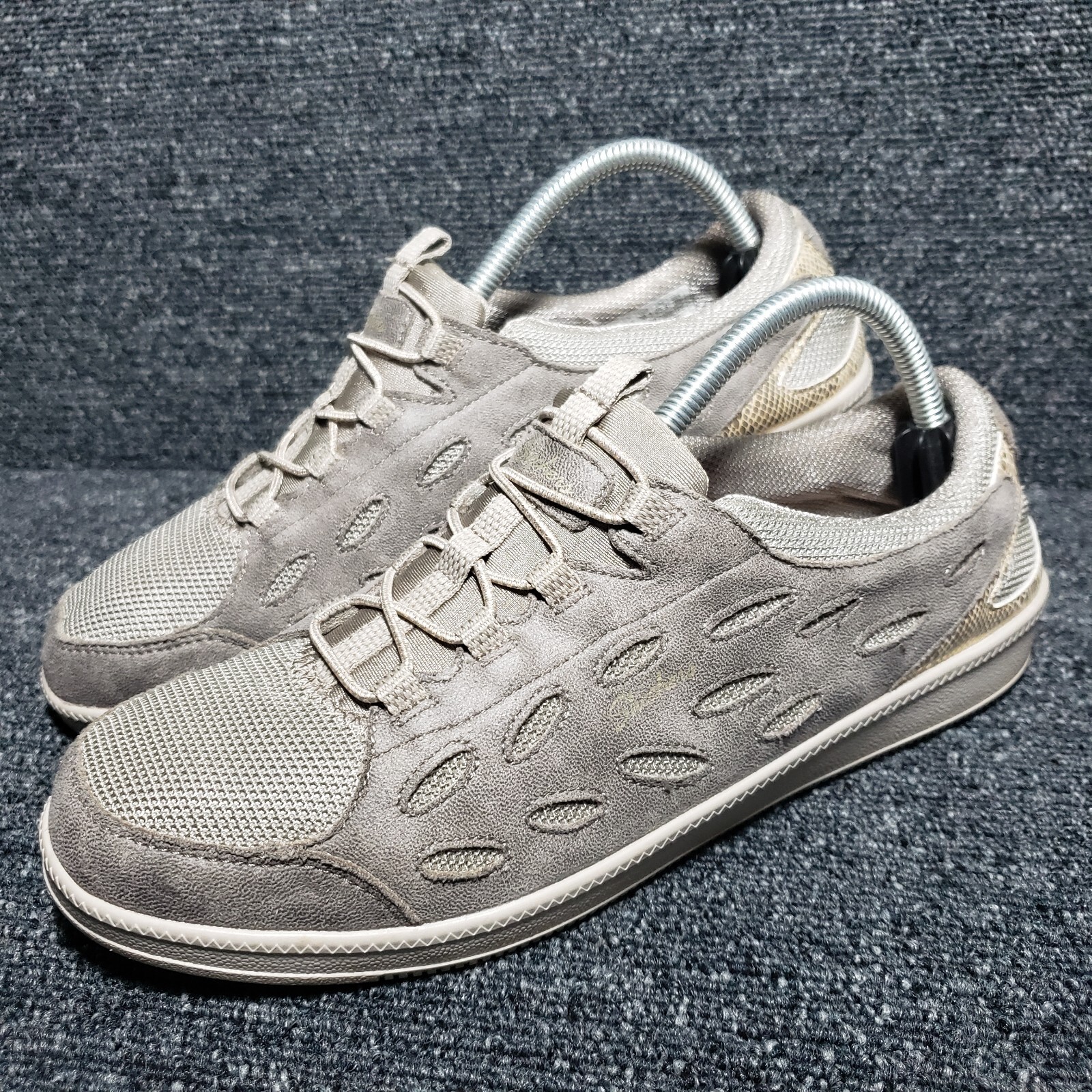 Skechers Womens 8.5 Madison Ave My District Taupe Slip On Shoes