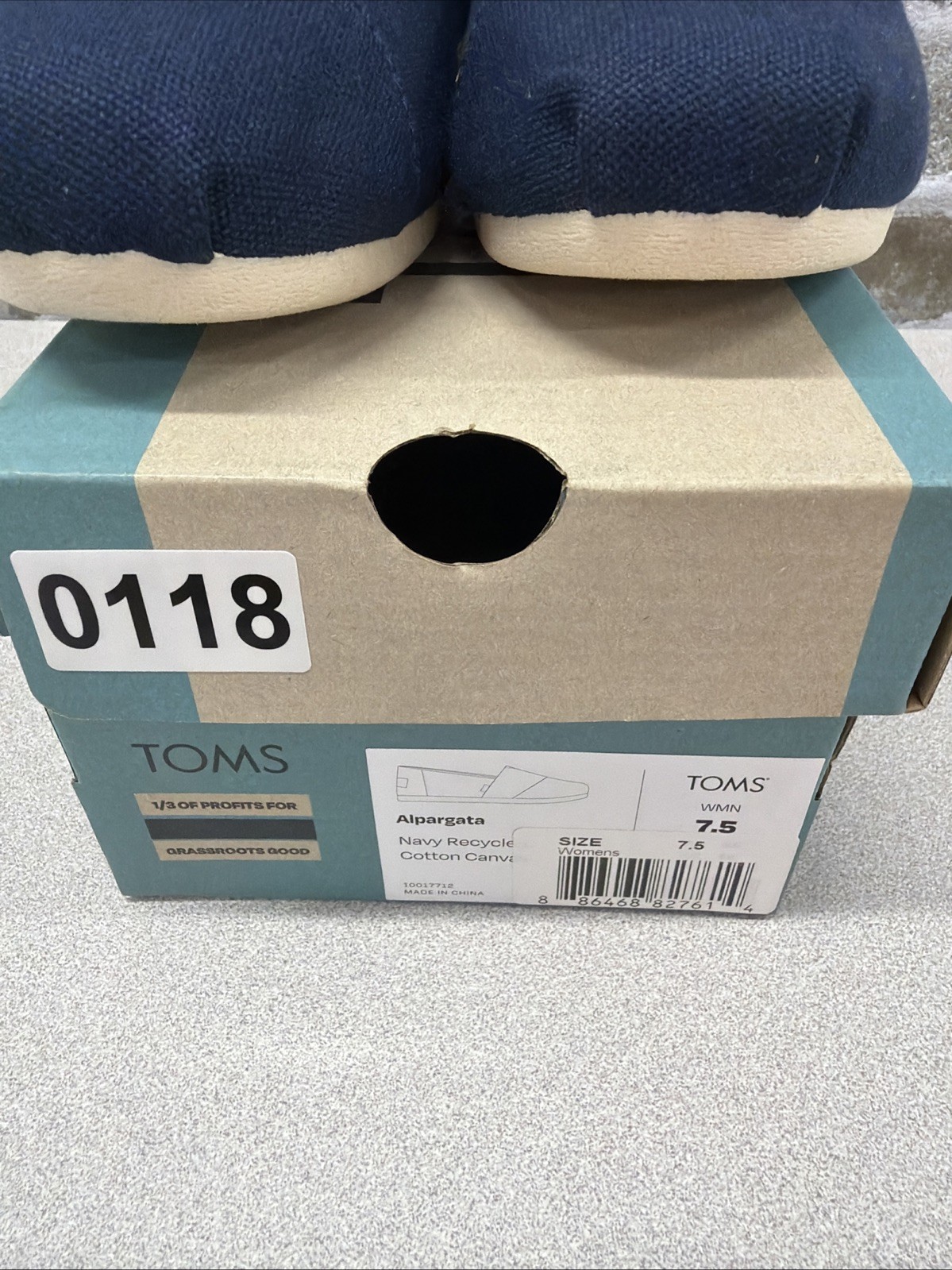 Tom’s Women Classic Flat Shoe Navy Loafers Canvas Size 7.5 Slip On Alpargata NWT
