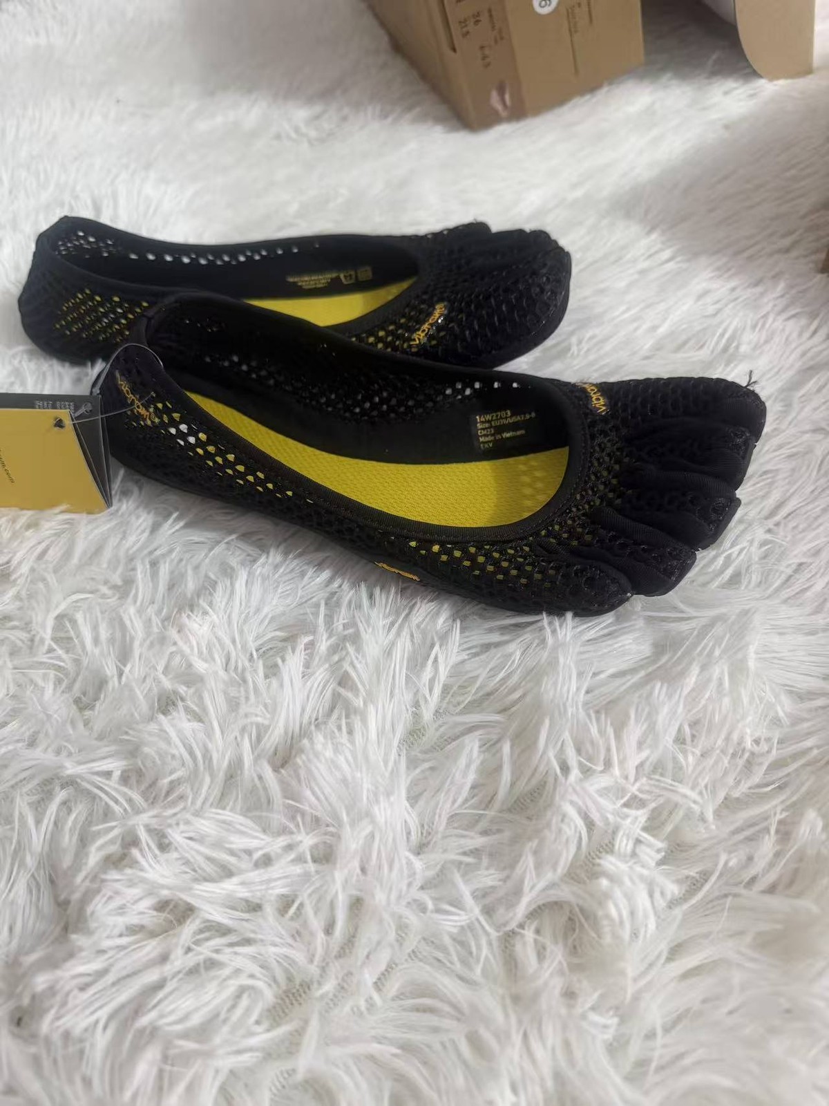 NEW Vibram FiveFingers Yoga Shoes Women’s V-Soul Sneaker Dance Shoes Anti-slip