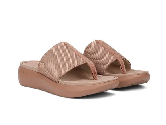 VIONIC Beach Aqua Platform Toe Post Sandal Mocha Mousse Color, New, All Size