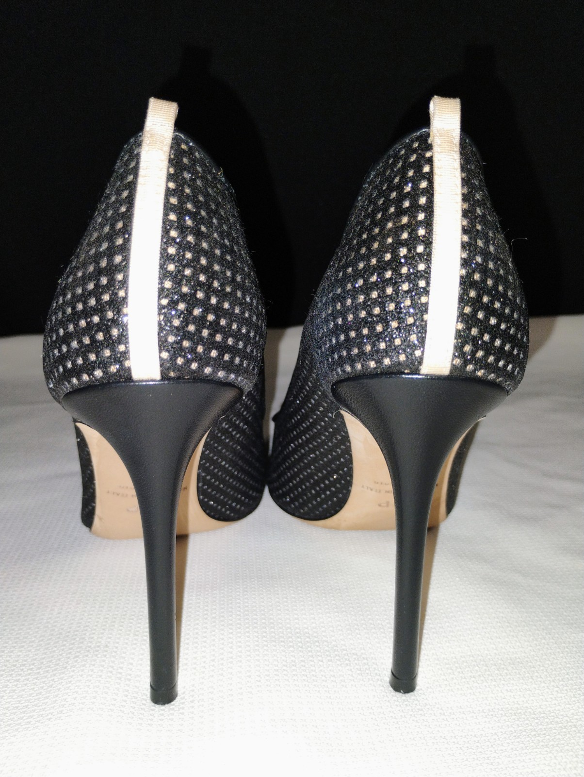 SJP Sarah Jessica Parker Fishnet Fawn Shimmery Stiletto Pumps Sz 38.5 US 7.5-8