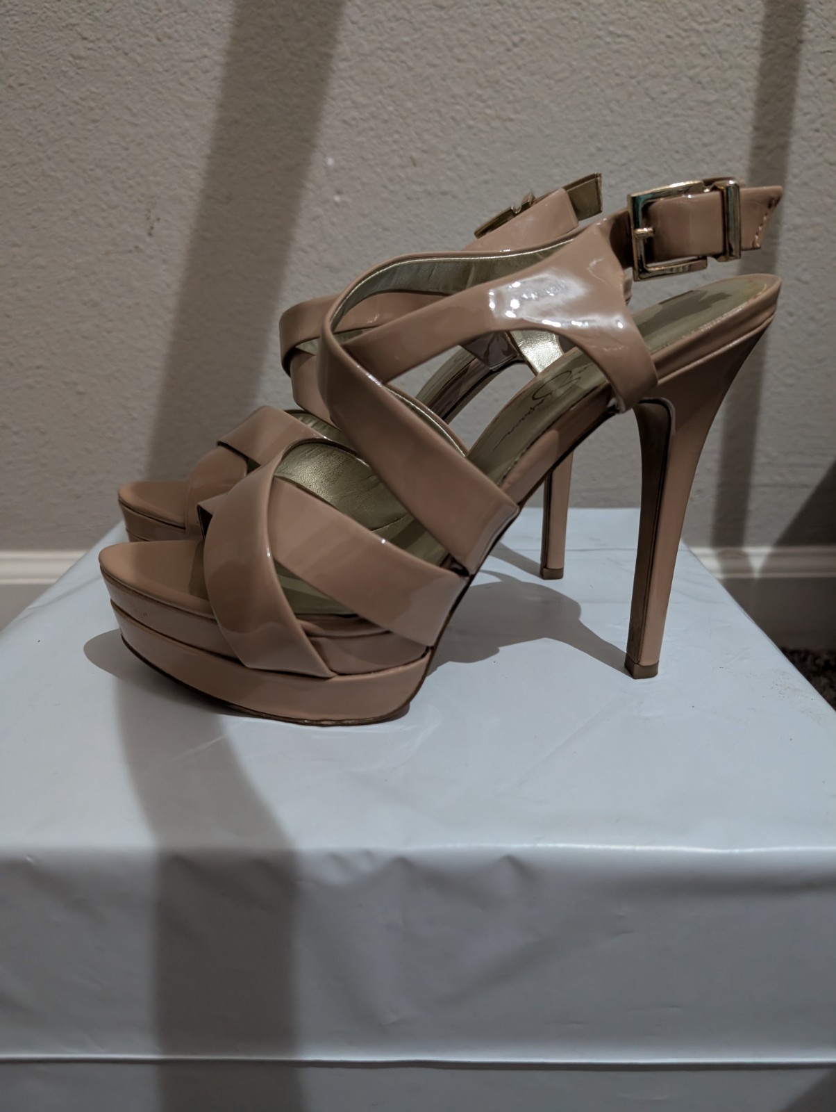 Jessica Simpson Endo Open Toe Strappy Sandals Heels Tan Patent Leather Size 7.5