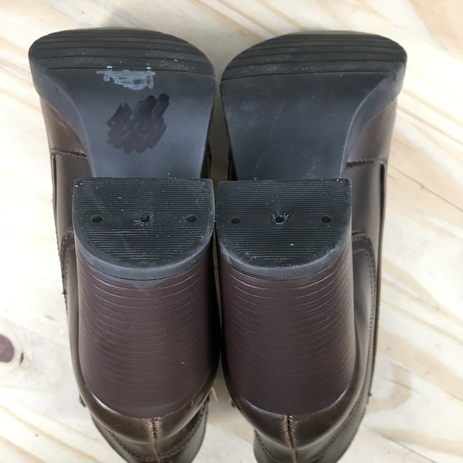 Dorothy Gaynor Boots Womens 23.5 US 6 Ankle Bootie Brown Side Zip Comfort Block