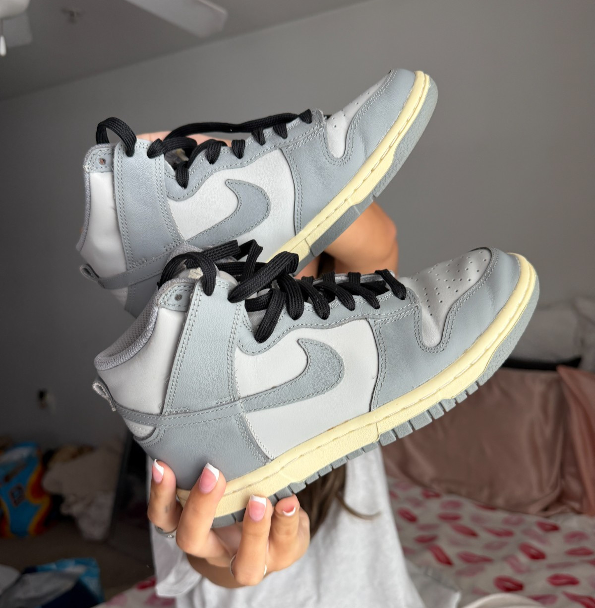 Nike Dunk High Aged Grey Grey Fog Sail Women’s Sneakers Size 6 DD1869-001