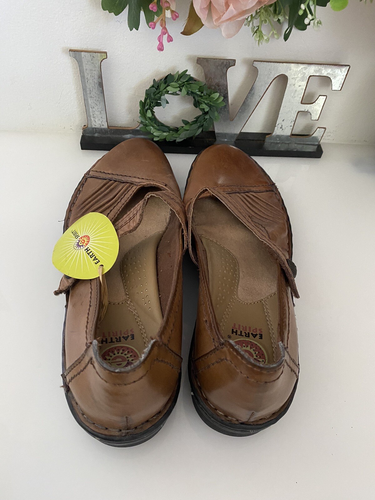 Earth Spirit Tabitha Shoes Brown Comfort Leather Right Shoe Sz 7 Left Shoe Sz 8