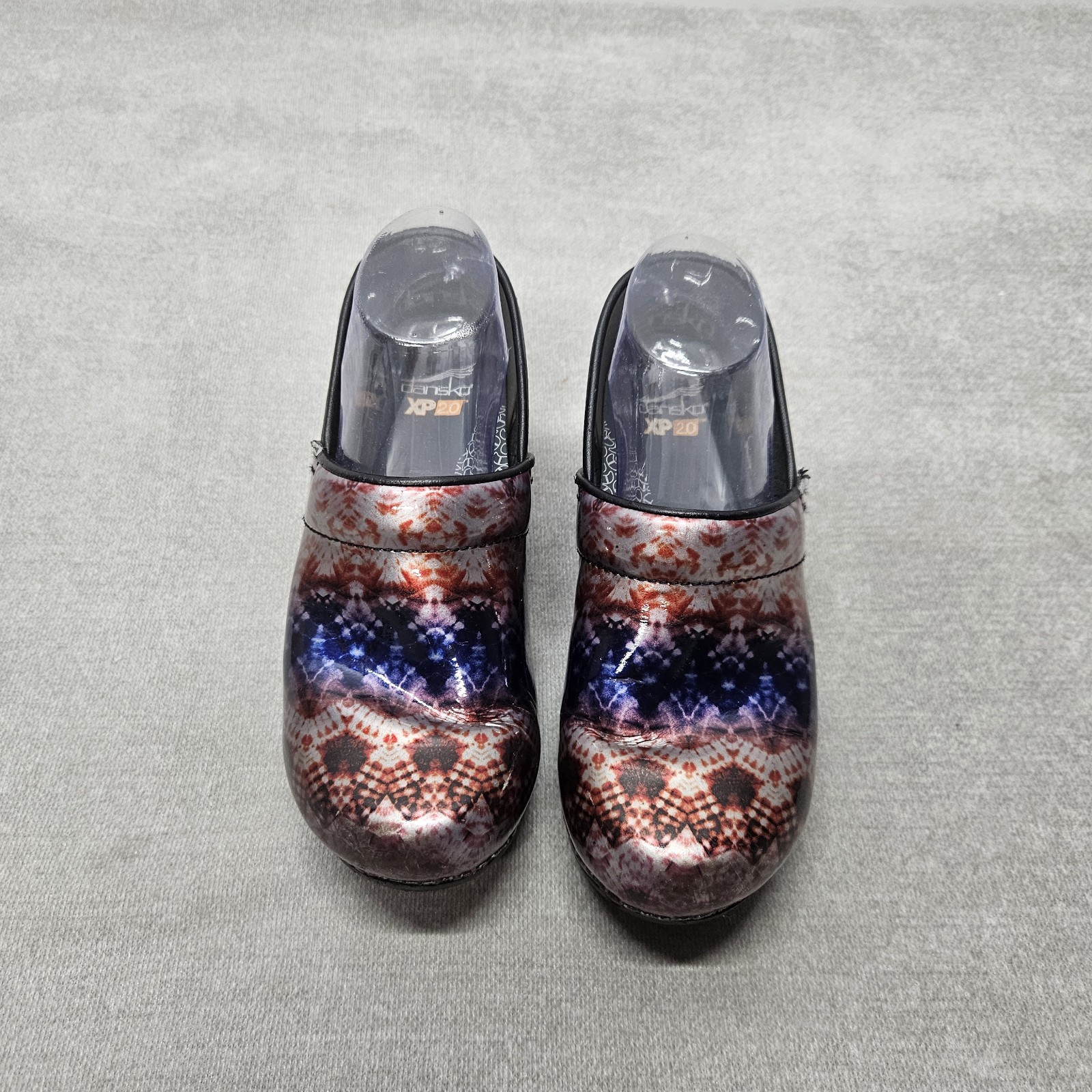 Dansko Women’s Professional Clog Metallic Wash Patent Leather EUR 38 US 7.5 – 8