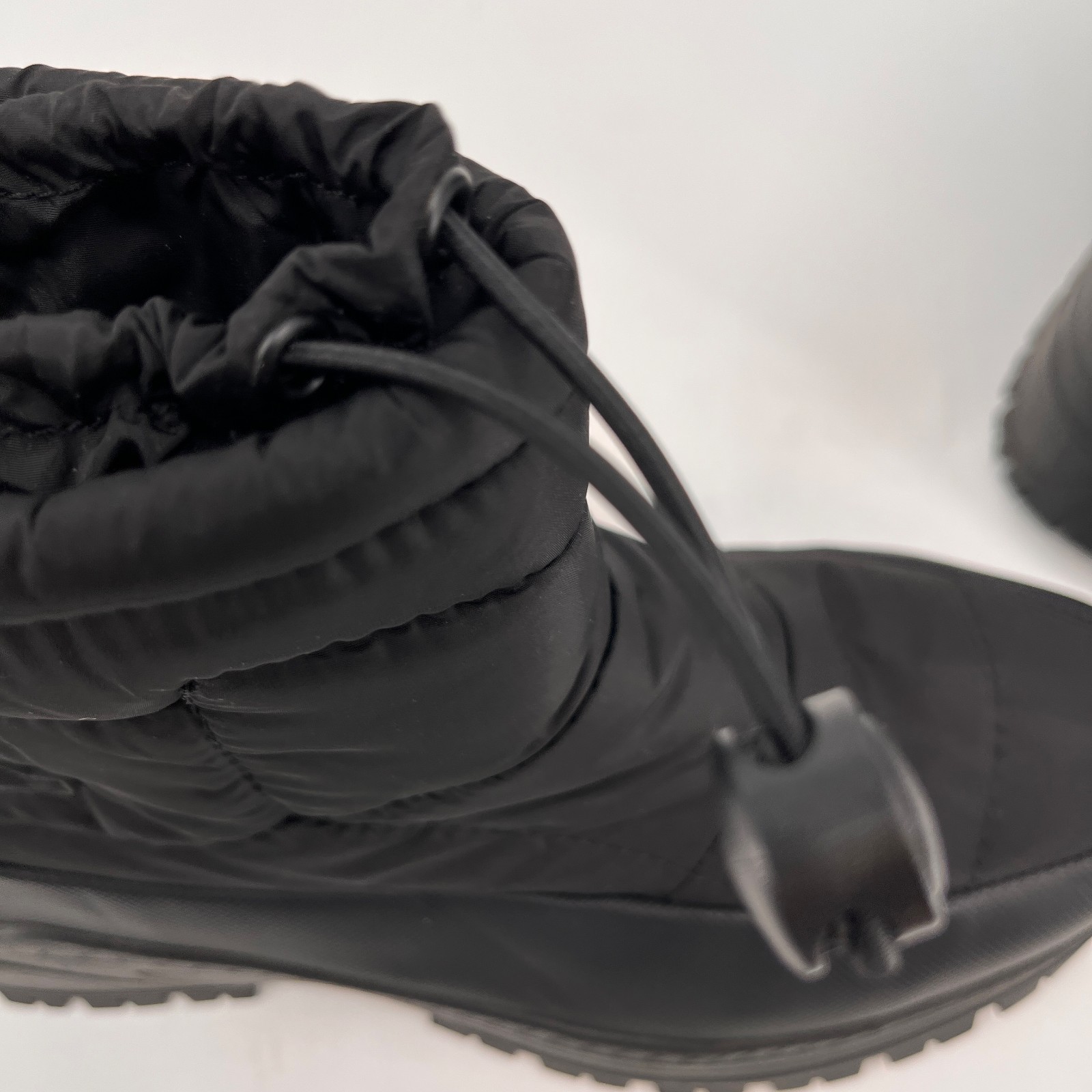 Calvin Klein Nelsa Ankle Boot Black Size 7.5 Synthetic Textile Lug Sole