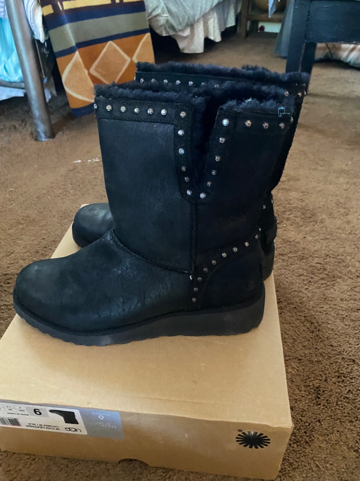 womens ugg boots black