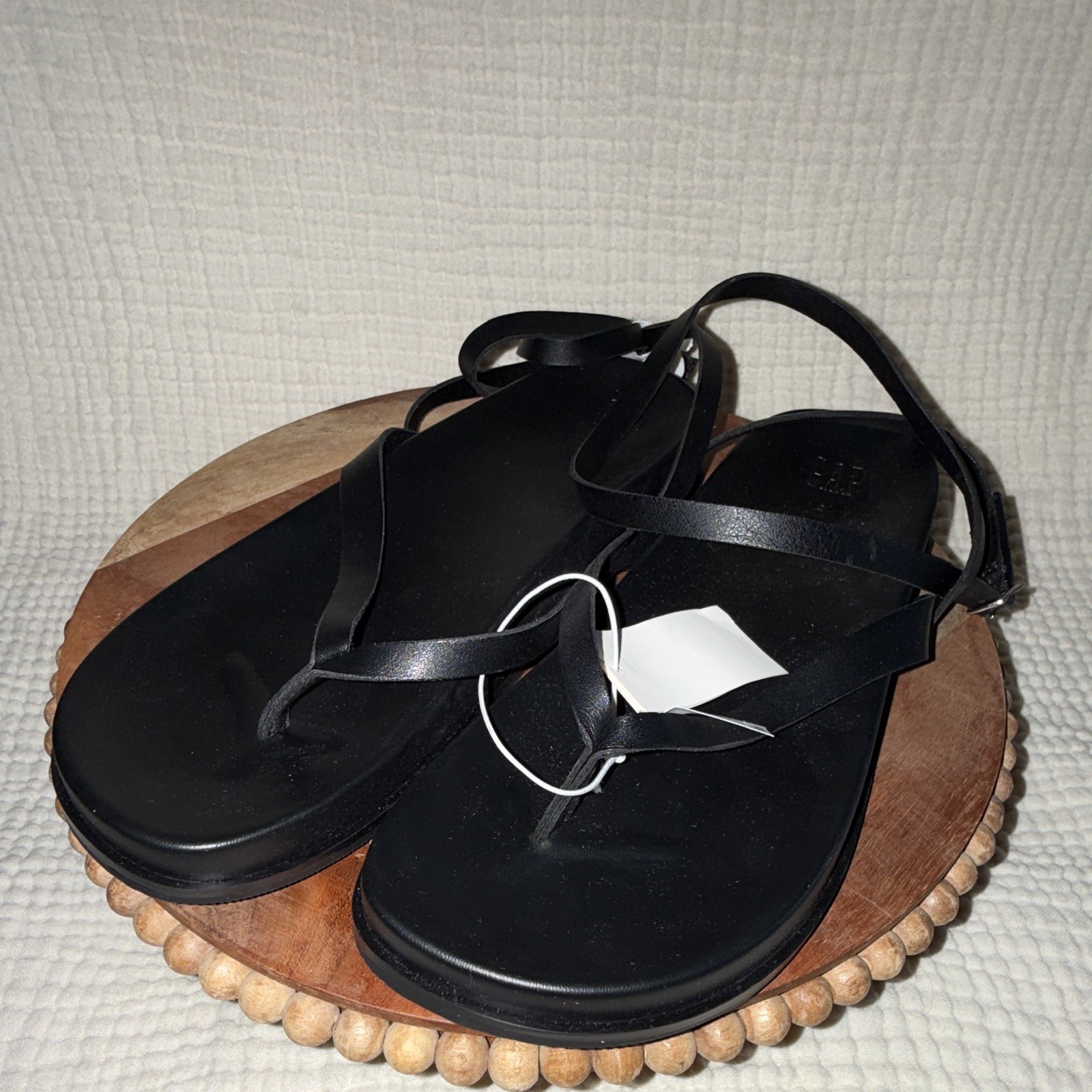 GAP Black Leather Strappy Flat Sandals Ankle Strap Buckle Casual US 9