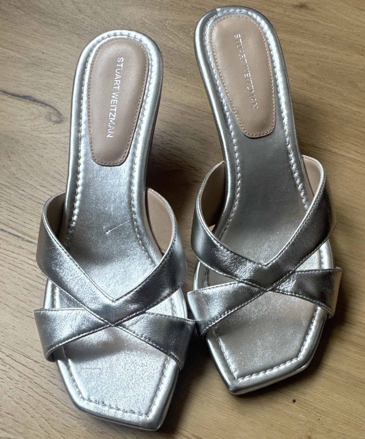 Stuart Weitzman Women’s Silver Leather Slide Sandals Slip-On Open Toe 9