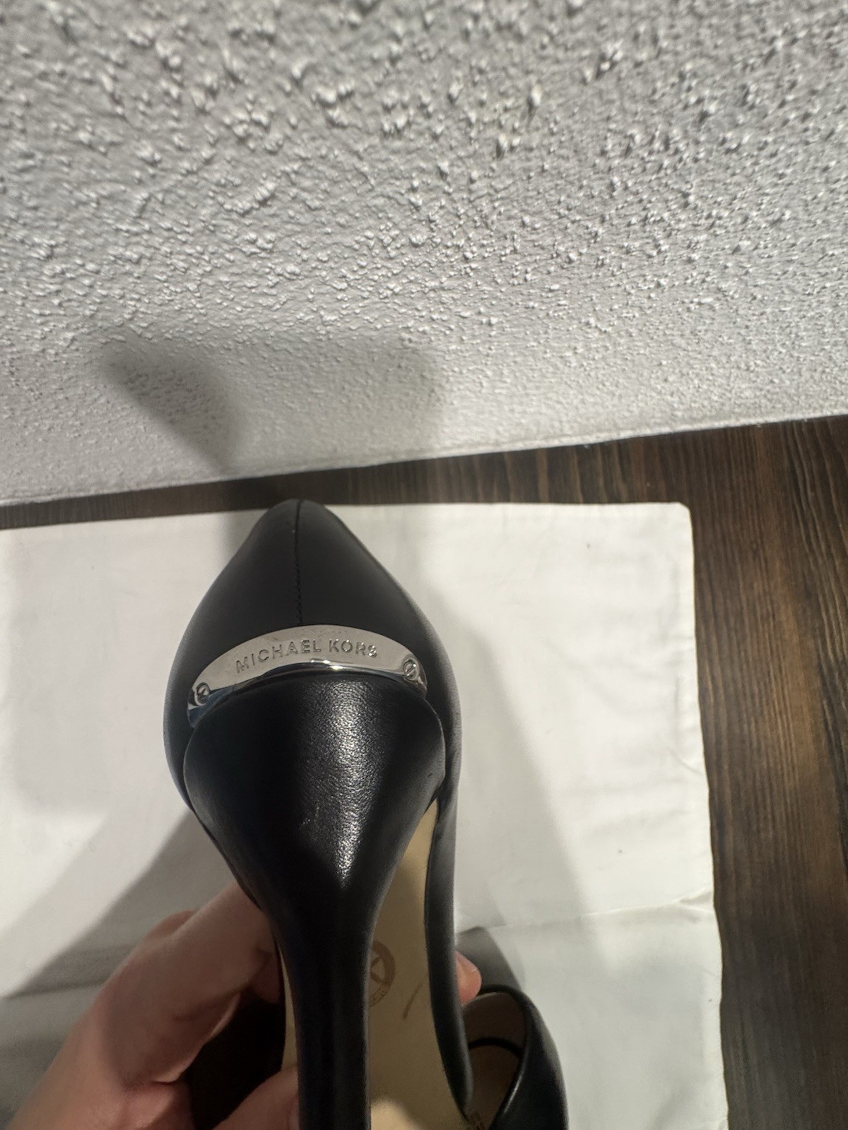 Michael Kors Women’s Black Leather Pointed Toe Stiletto Pumps 7.5M