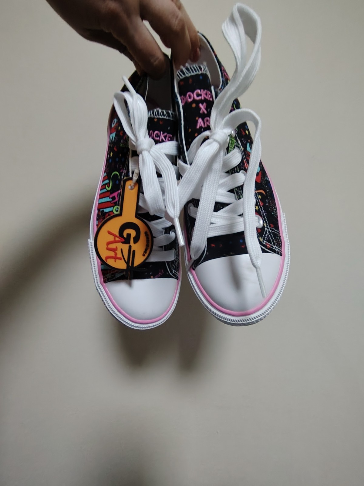 Limited Edition sneakers – exclusive Dockers by Gerli X Art model
