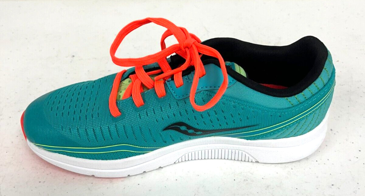 $55 Saucony Kinvara 11 Running Sneakers NIB Size 2,5,5.5,6 US US Girls Blue