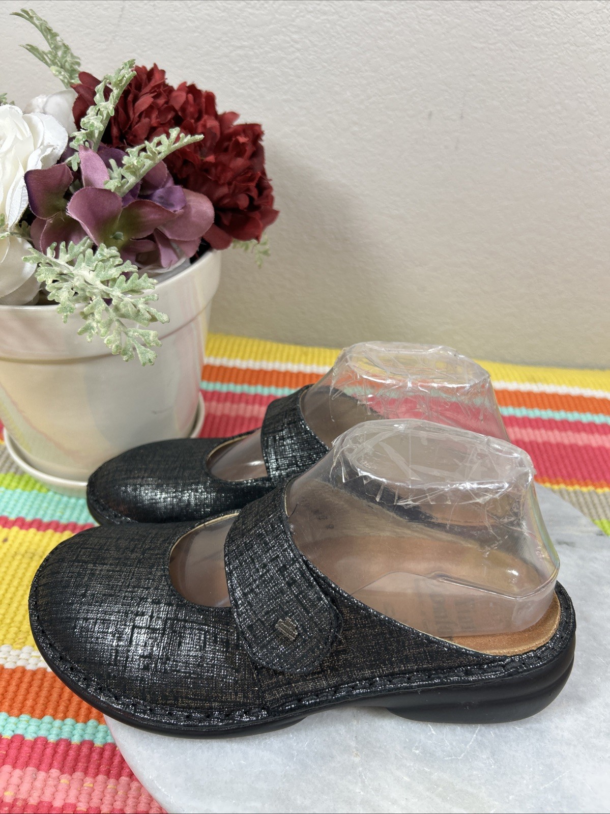 Finn Comfort Women’s Stanford Metallic Black Leather Mule Sandals EU 37 US 6-6.5