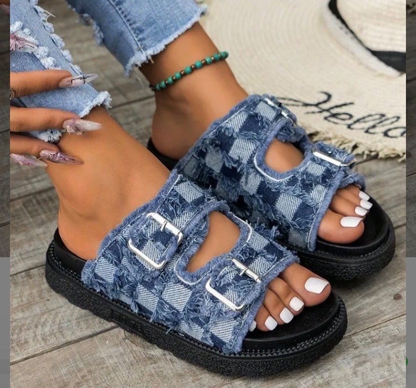 Raw Edge Checkered Cloth Buckle Slippers