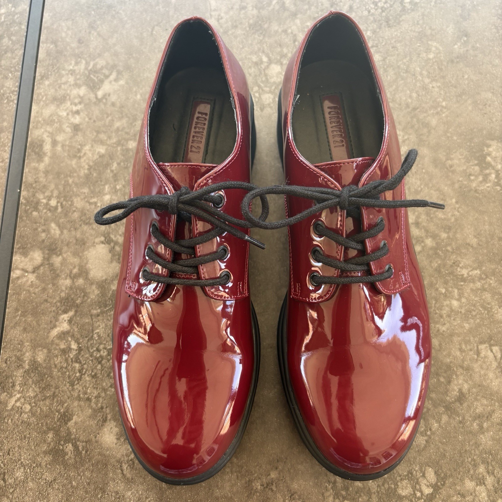 Forever 21 Patent Leather Chunky Oxford Glossy Platform Shoes Size 9 Red Wine