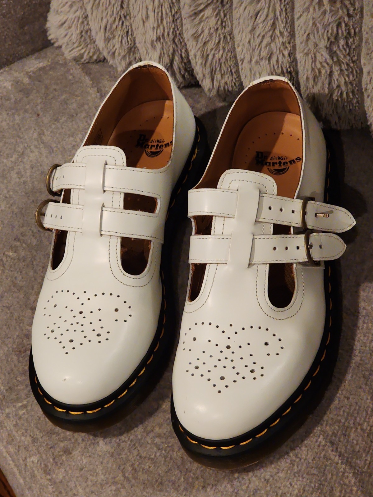 DR MARTENS 8065 MARY JANE SMOOTH LEATHER WHITE WOMEN’S US SIZE 9, EU 4I