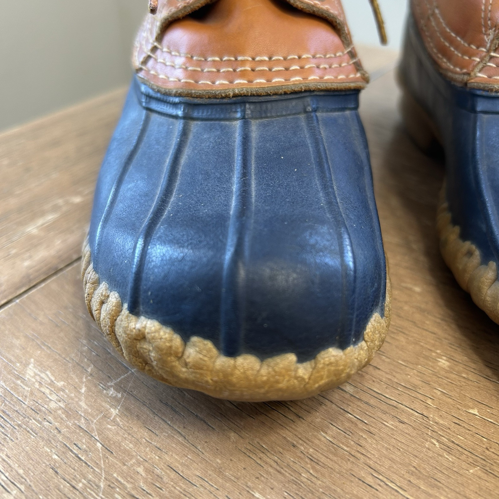 VTG LL Bean Boots Rubber Gumshoes Women’s 6M Duck Boot Tan Leather Unlined