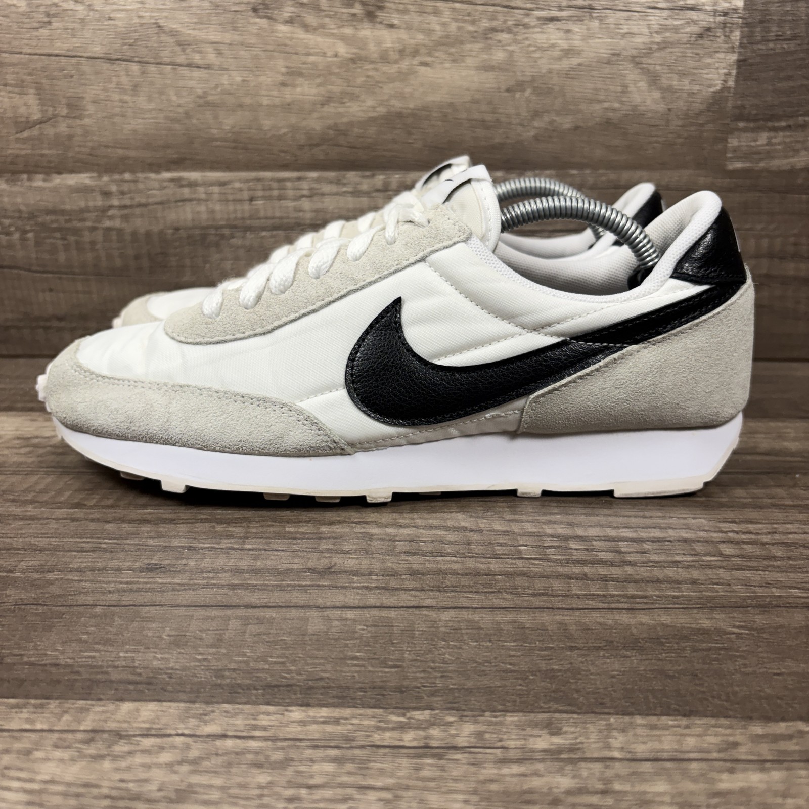 Nike Daybreak White Gray Womens US Size 8.5 EUR 40 CK2351-111 Running Shoes