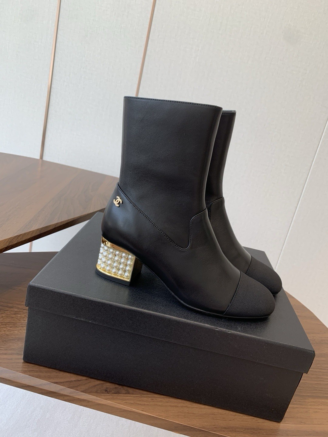 Chanel Fall/Winter 2025 Pearl Ankle Boots – Black Sheepskin, 5cm Heel, Size 10