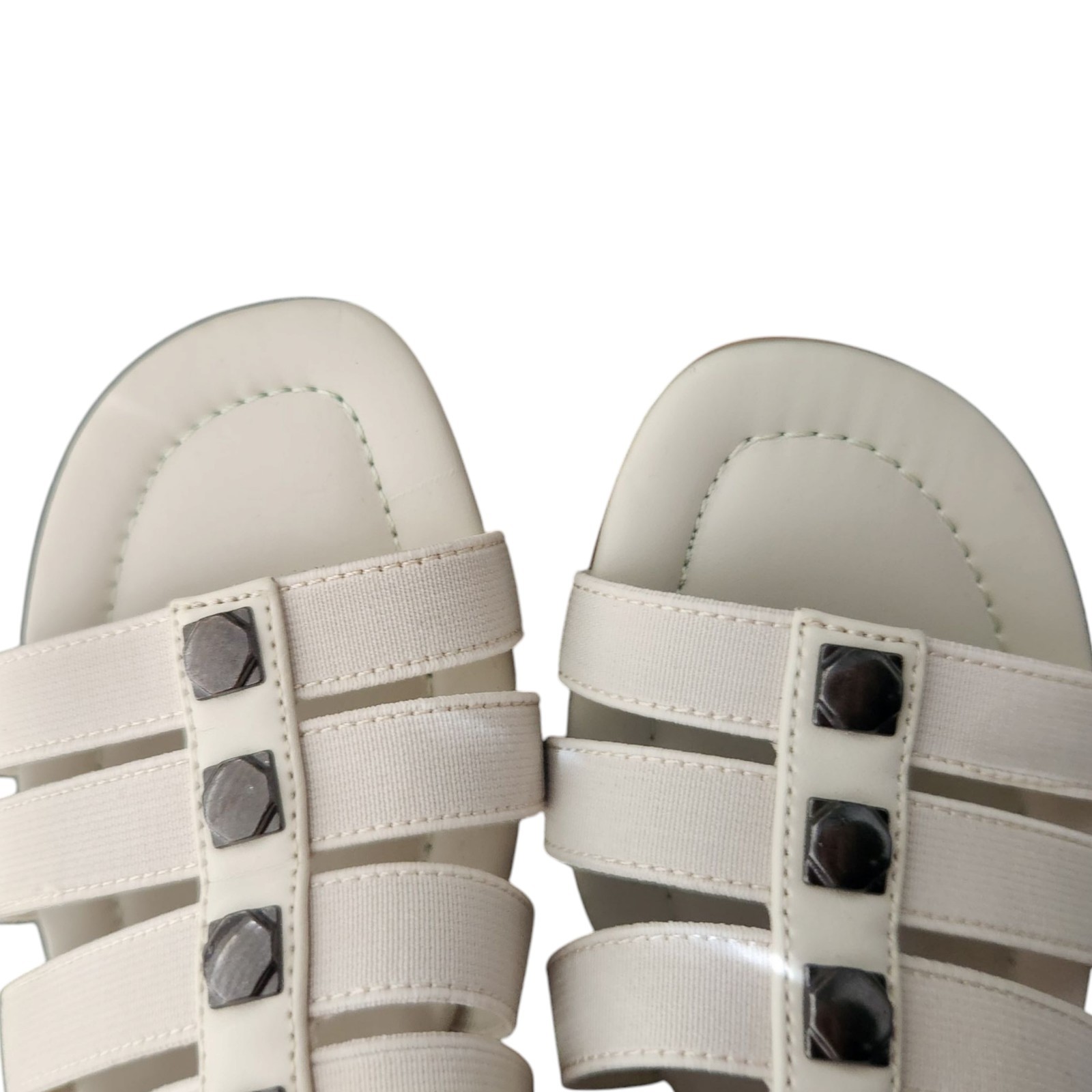 Bella Vita T-Strap Sandal Beige Women’s Size 6.5 Bohemian Beach