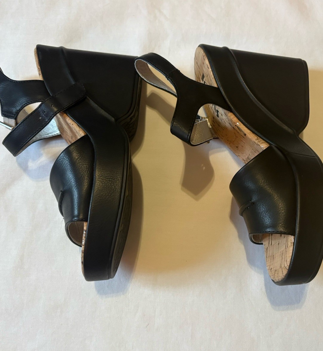 Korks Bardot 8M Cork Wedge Sandals New