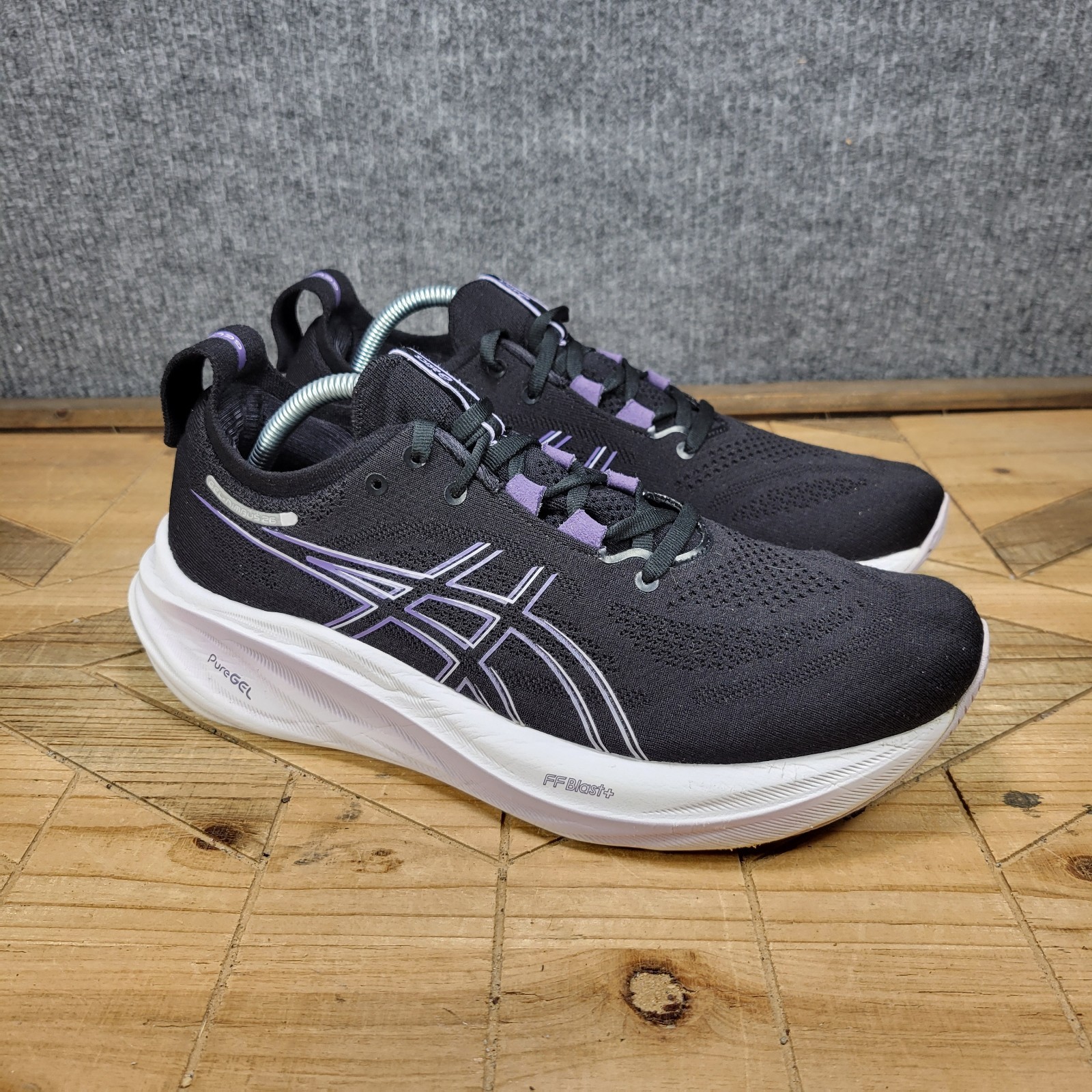 ASICS Gel-Nimbus 26 Running Sneaker 1012B601 Women’s Size 11 Black/Dusty Purple