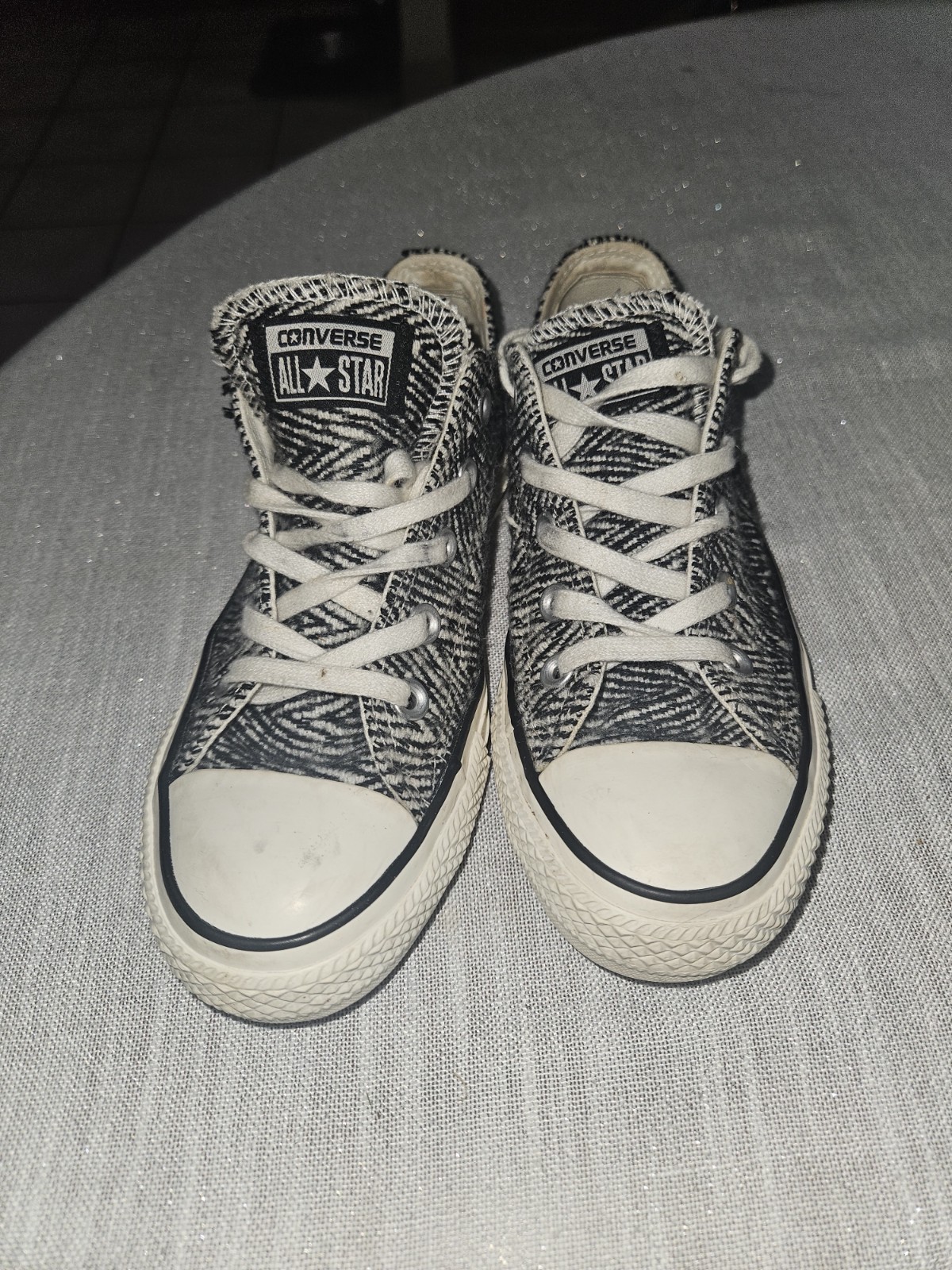 Converse All Stars Low Tops Womans Shoes Size 6 «Zebra»