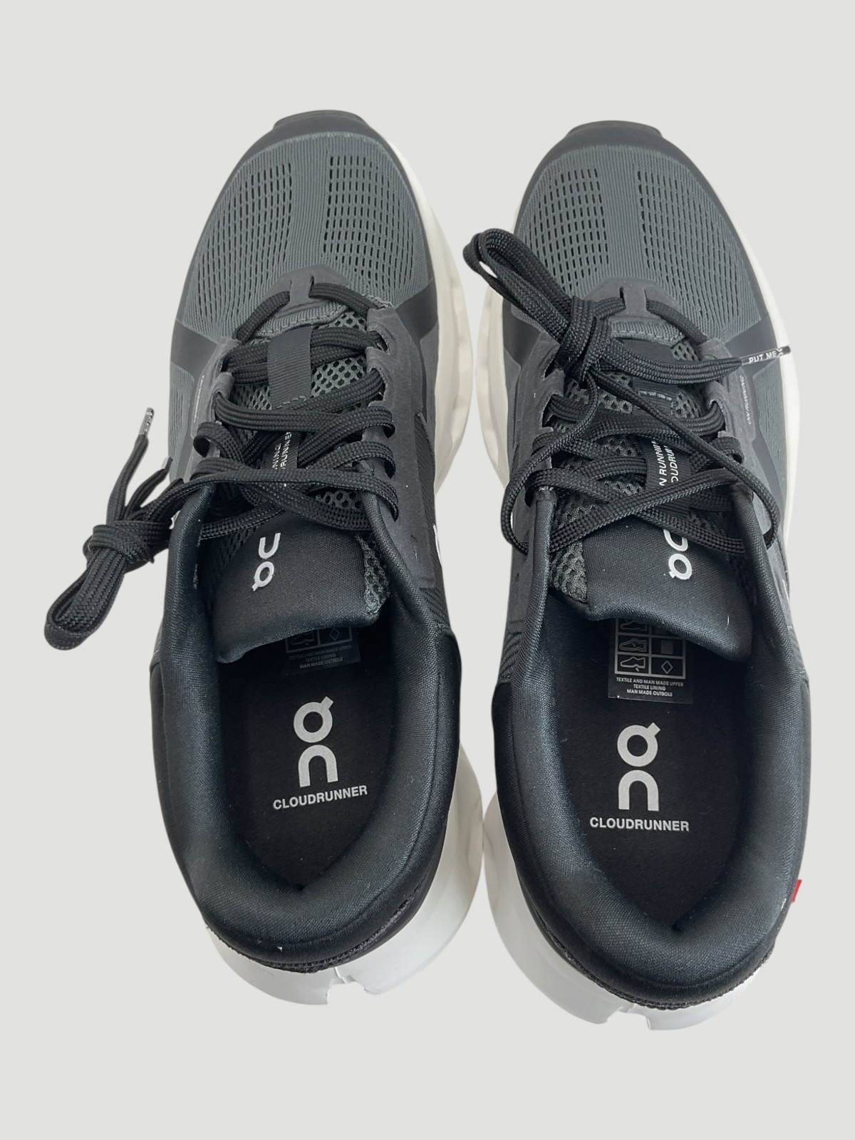 On Cloudrunner 2 Women’s Size 9.5 Eclipse/Black Running Shoes